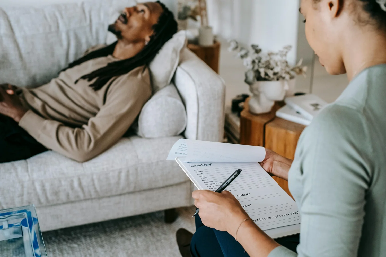 Black Therapist Near You | Online Therapy | High-Functioning Anxiety ...