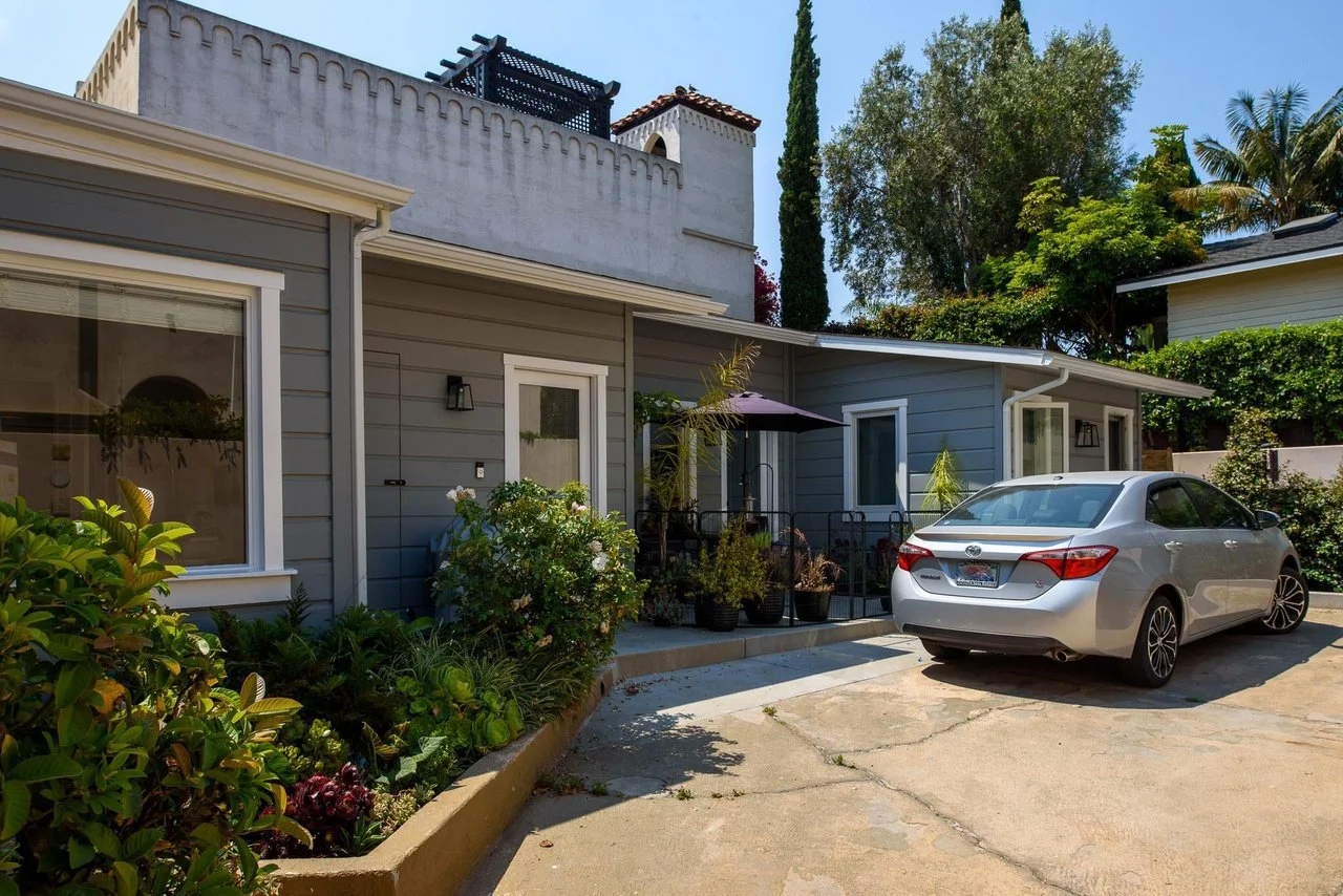 Unit B North Elevation.jpg