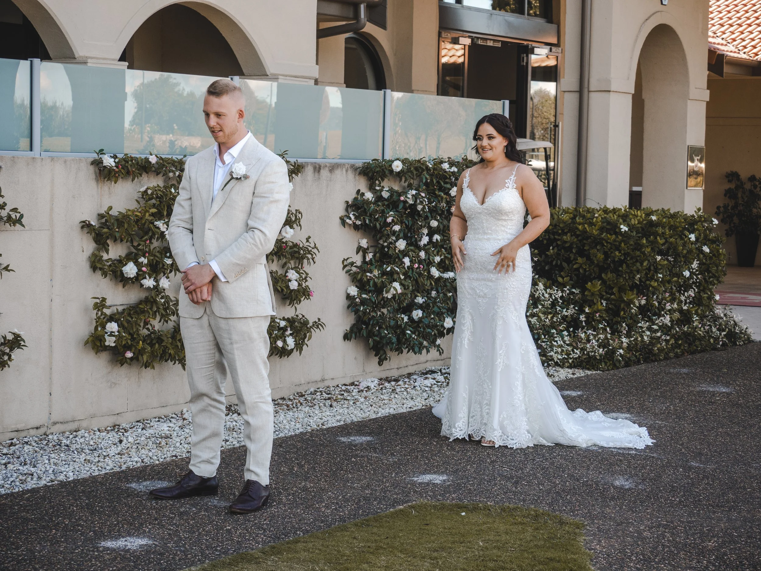 Hunter Valley wedding photographer capturing a candid moment between a couple