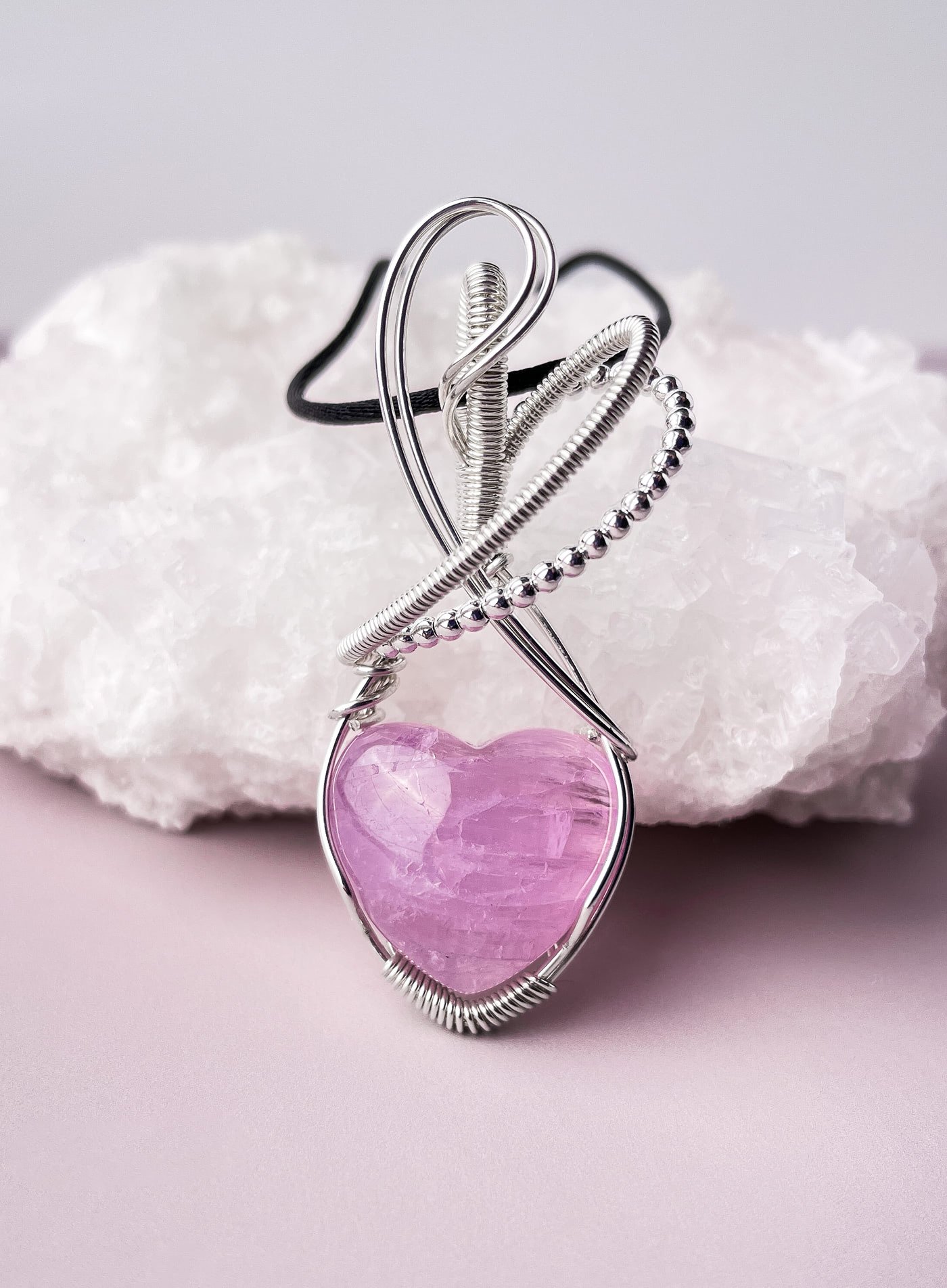Kunzite heart 2-2 - ssp0069.jpg