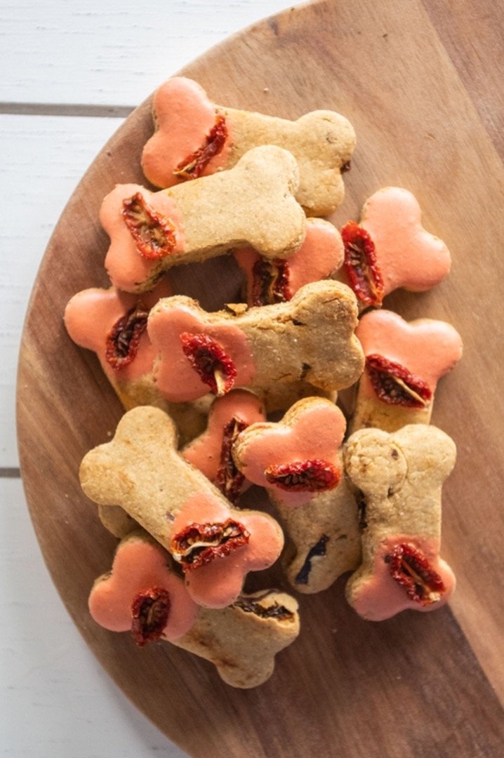 DoubleBaconCheesebugerDogBiscuits.jpg