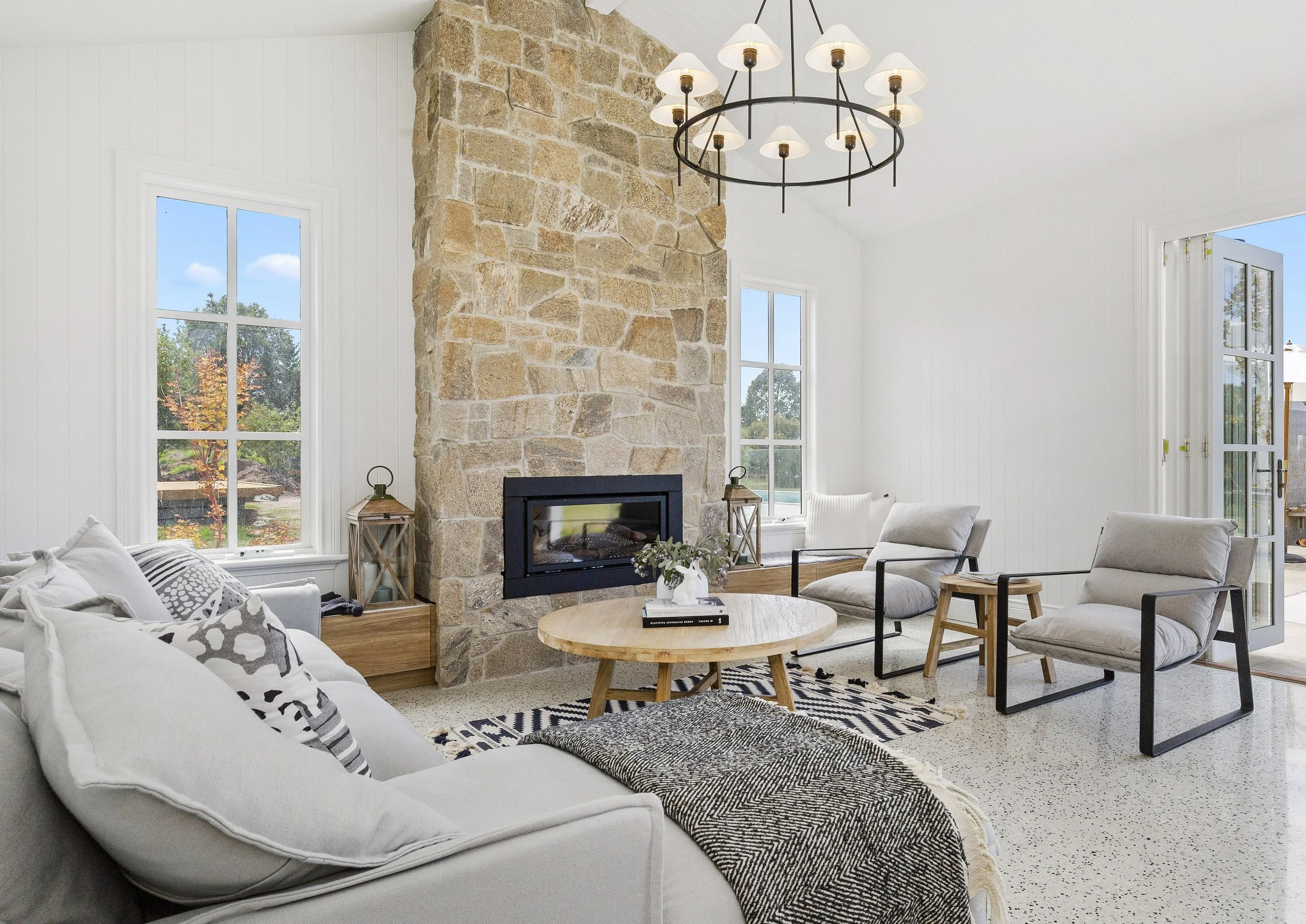 04_18BentonGrange (7)_Crop.jpg