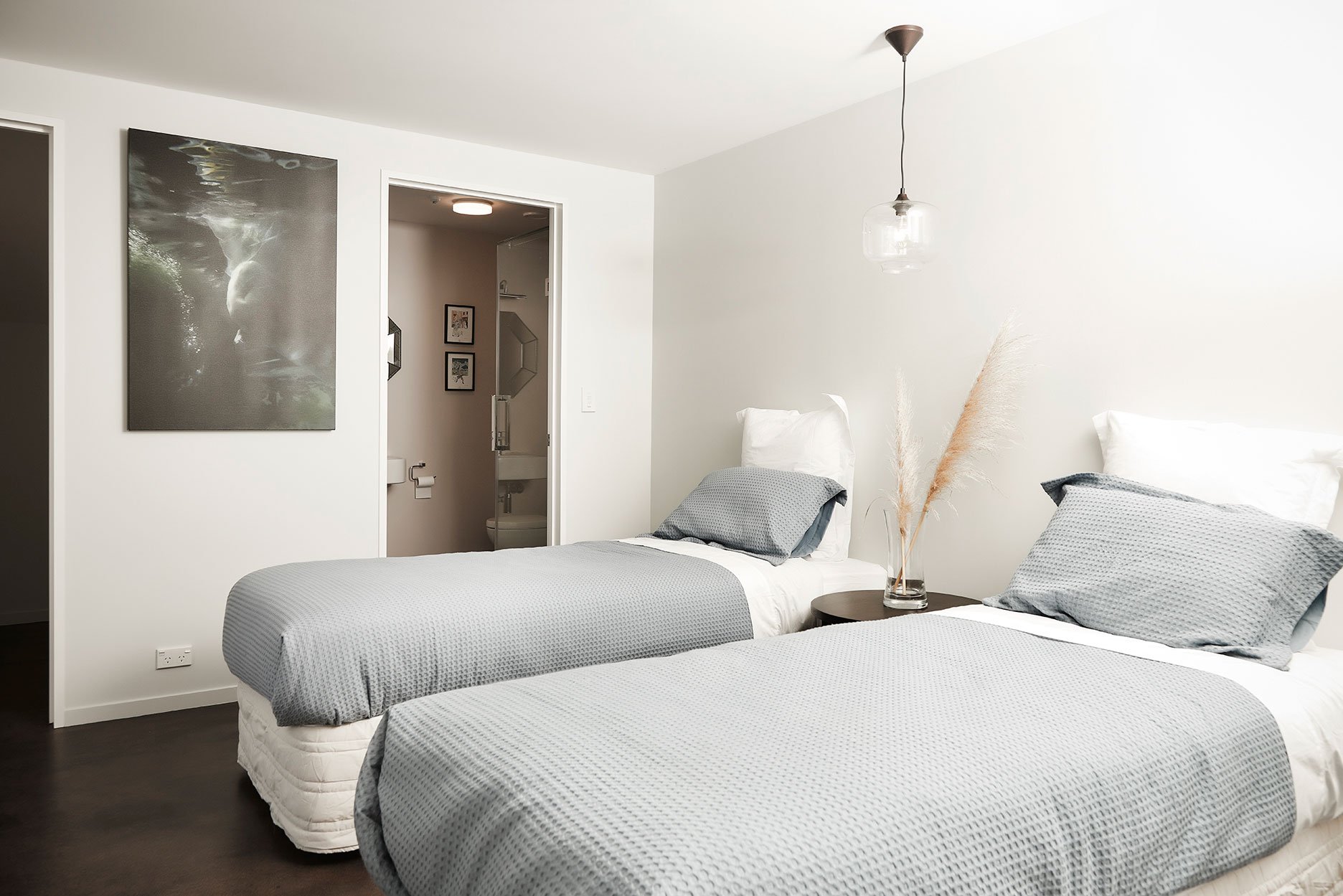 HUs Boutique Auckland Accomodation Bedroom 2