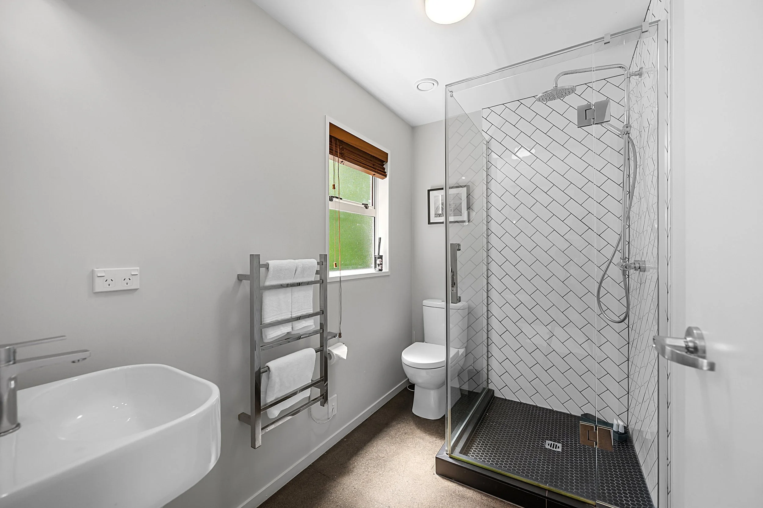 HUs_Kauri_Room_Ensuite_Dec_25.jpg