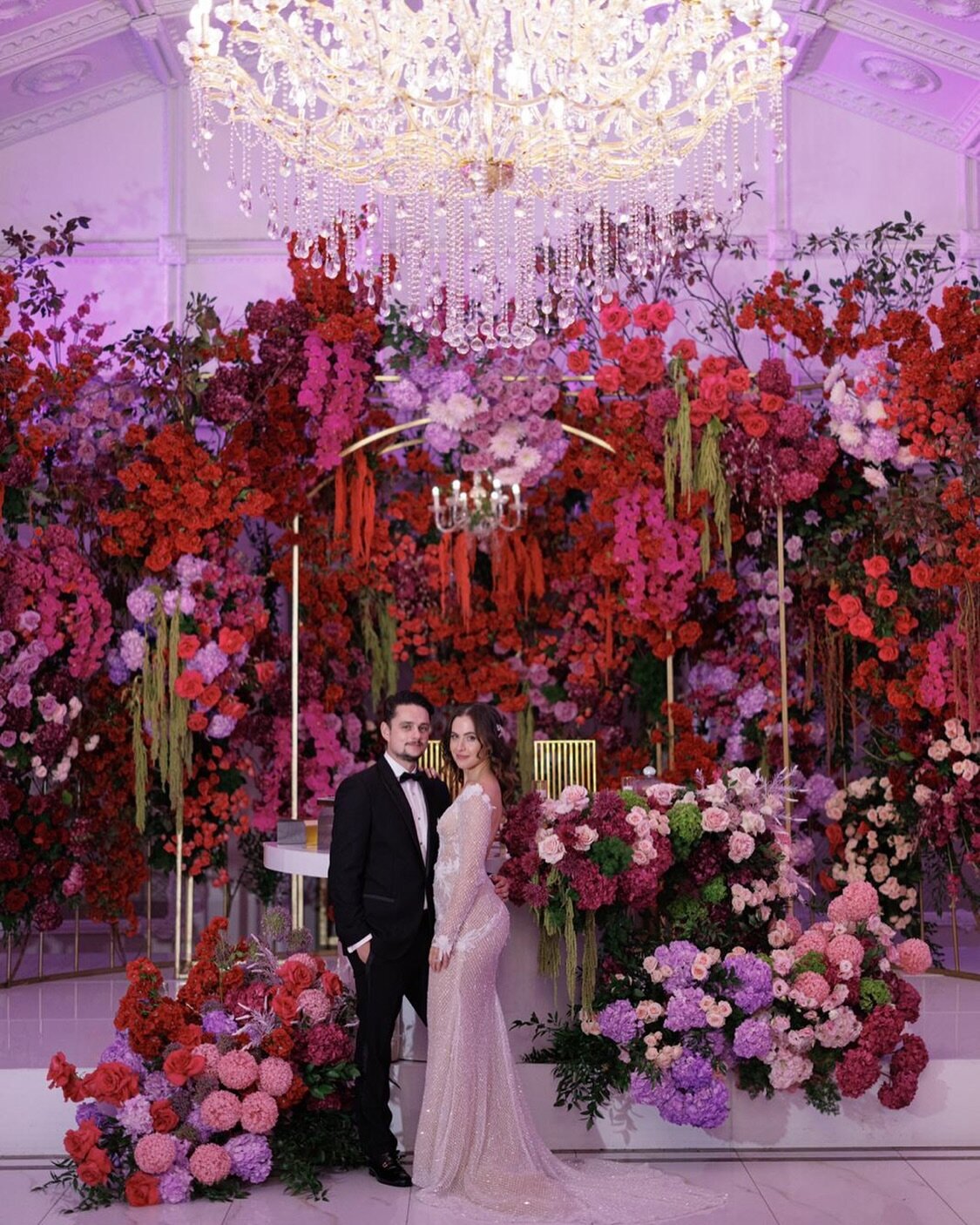 Jacqueline &amp; Marvin ❤️💜
#WeddedEvents 

Florals: @weddedevents 
Headpiece: @bridalstylesboutiqie
Dress: @galialahav
Makeup: @makeupbyemilydimant
Hair: @natalia_akuratava
Photography: @jspstudios
Videography: @diostudio_pro
Venue: @themetropolita