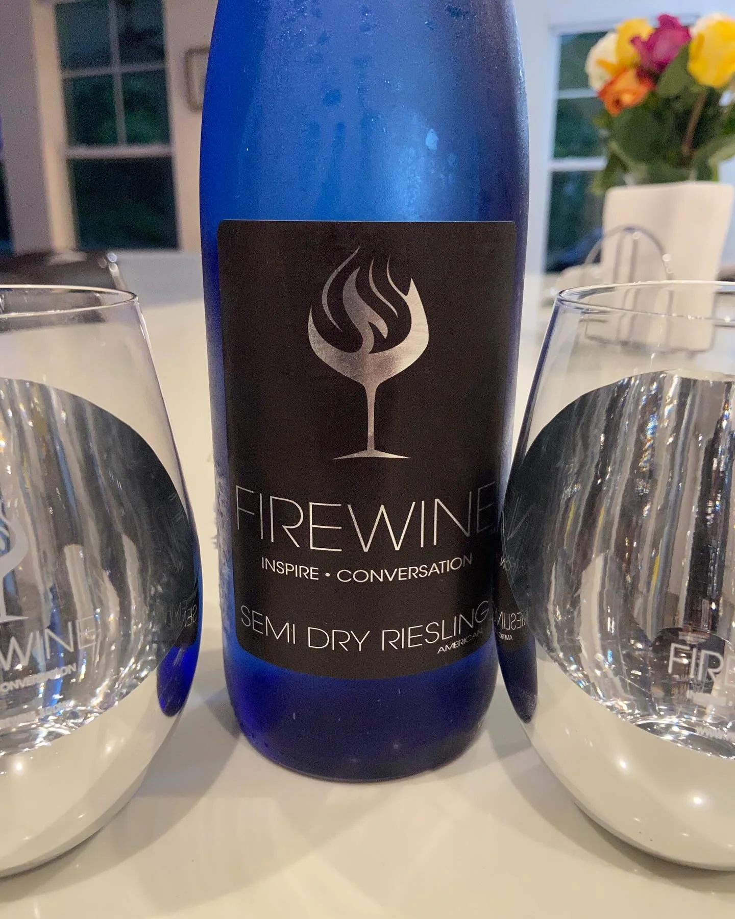 It’s Firewine Friday! What are you looking forward to this weekend? Do tell!
~xoxo www.firewine.social
#Firewine #wine #winelovers #winetime  #winetasting #winestagram #vineyard #redwine #dryrose #whitewine #winery #foodandwine #wineclub #win