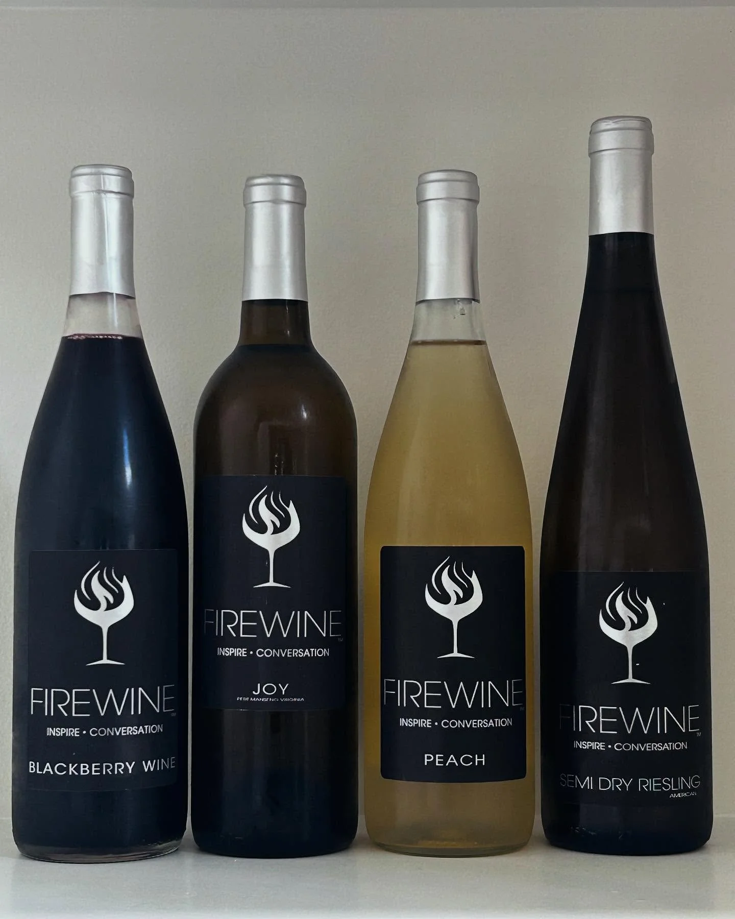 Happy Firewine Friday! Sharing our sweets with you do share yours with us 🥰
~xoxo www.firewine.social
#Firewine #wine #winelovers #winetime  #vino #spirits #winetasting #winestagram #vineyard #drinks #redwine #whitewine #winery #foodandwine #winec
