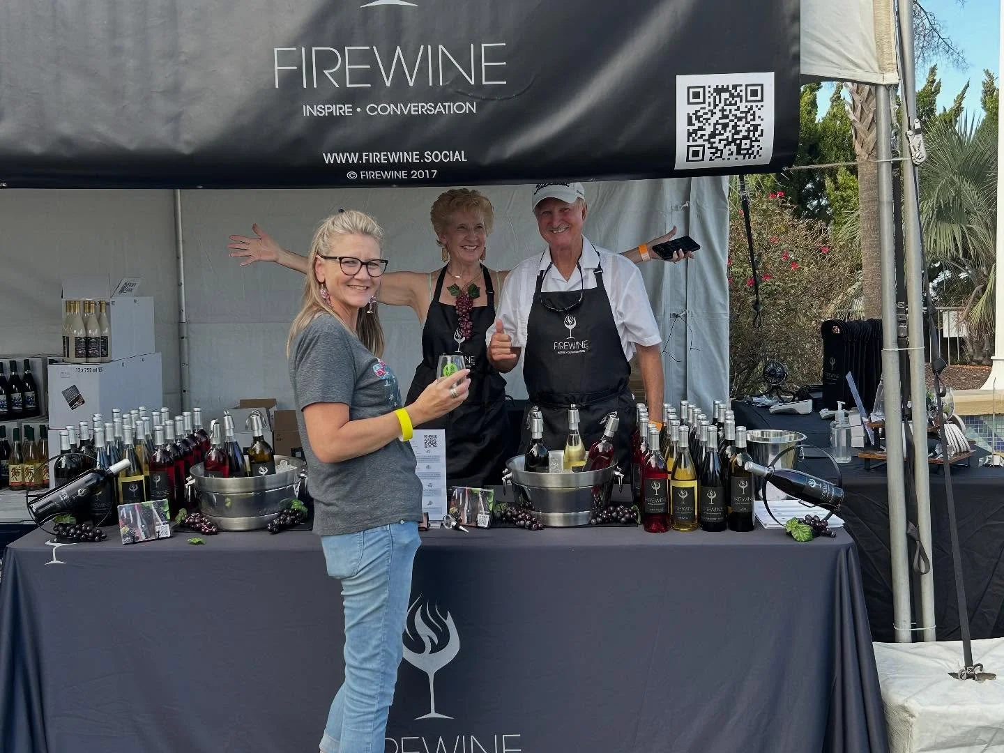 Happy Firewine #Friday! What are you up to? Do let us know!
Grateful to our volunteers for helping this weekend! Thank you Andy and Nancy!! 
xoxo~firewine.social  #winelover #winetasting #winewinewine #wine #winelife #peach #blackberry #joy #ros&eacu