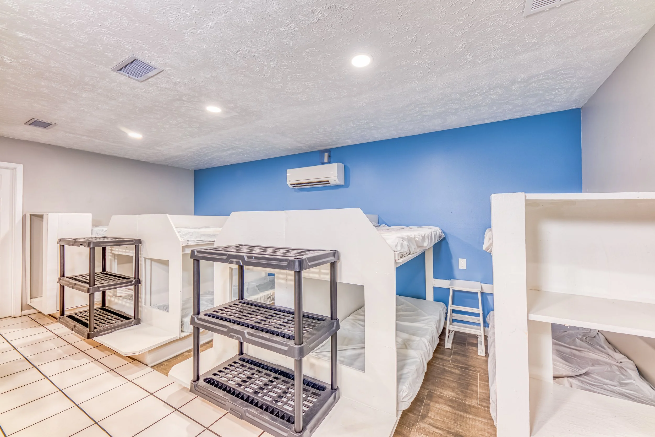 Large Group Accommodations in Gulf Shores Alabama: Your Ultimate Guide to Gulf Shores Beach Retreat