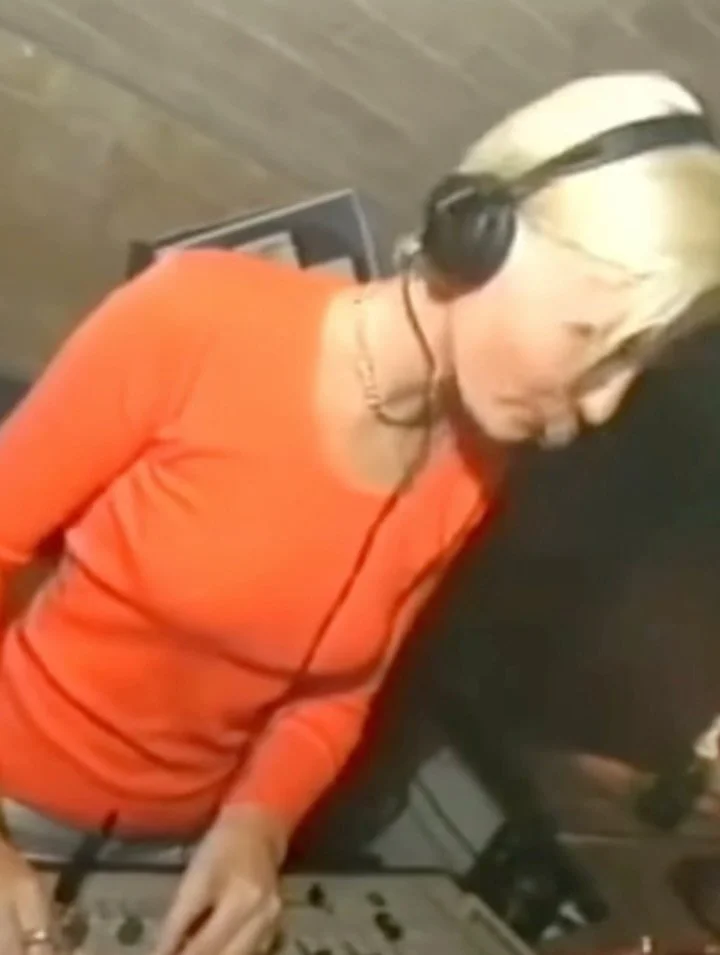 Throw back Thursday&hellip;  A trip down memory lane , brining it back to the dance floor, on Saturday 8th November from 6pm- 3am.

Tickets available via the link in our bio, all proceeds will be given directly to Alzheimer&rsquo;s Society.

@thesist