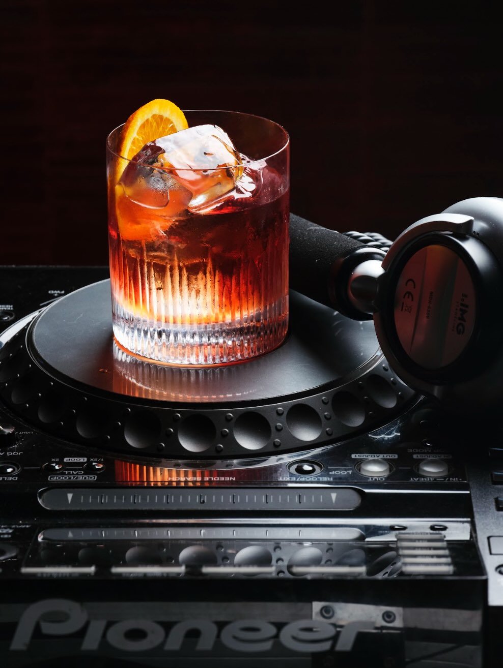 A smoky twist on a classic aged Mezcal Negroni&hellip; 

Valentine&rsquo;s on the dancefloor 🖤🍸

Blending timeless house classics with fresh forward thinking grooves, our original resident @sebfontaine with special guests @jodypardoe and @barnynort