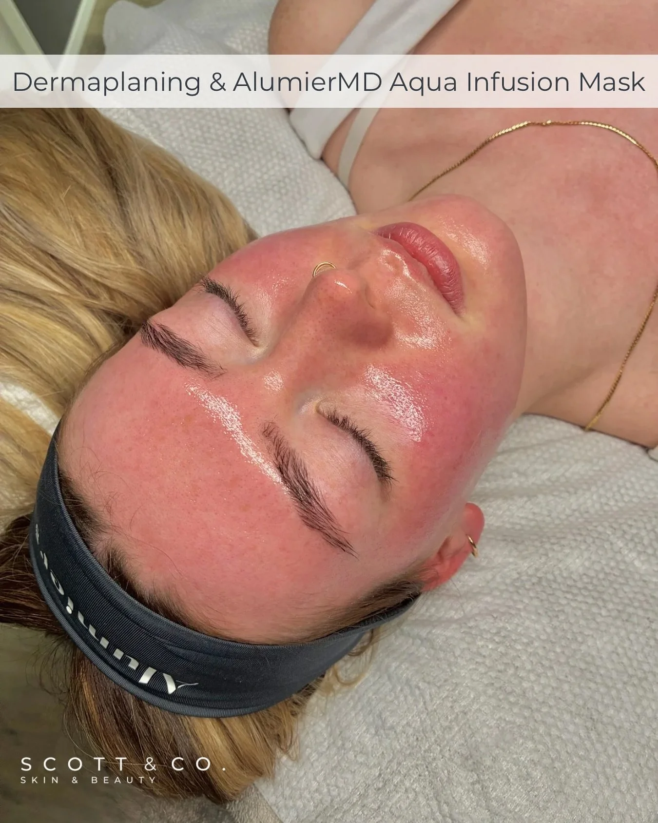 ✨ My signature Dermaplaning treatment is always finished with AlumierMD Aqua Infusion Mask &mdash; and for good reason! 💦

This lightweight, refreshing mask floods the skin with hydration, instantly soothing dryness and restoring balance. Skin is le