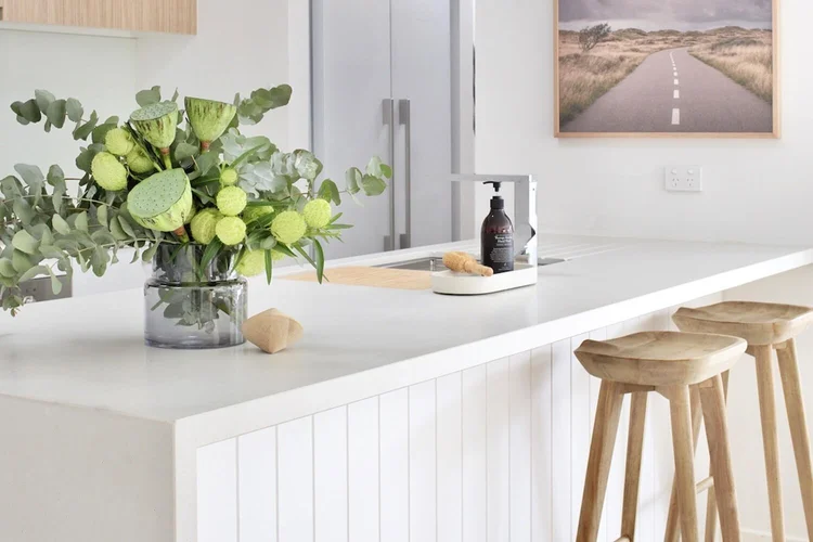7 VJ Panelling Ideas To Copy Right Now | VJ Panelling Designs For Walls ...