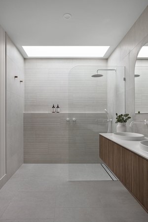 The 8 Biggest Bathroom Design Mistakes To Avoid — Zephyr + Stone