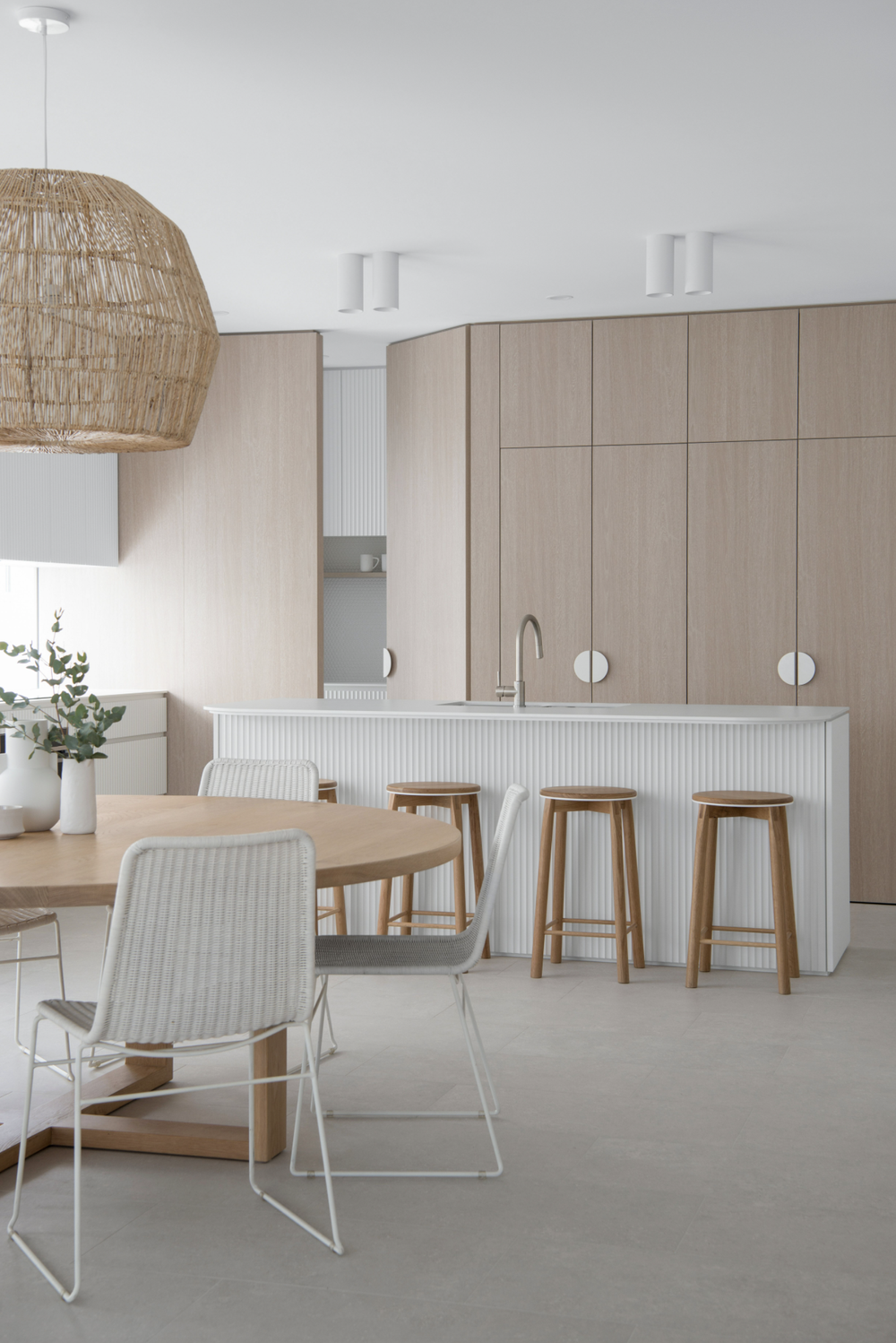 What's a panelled door and how to choose the right one for your kitchen ...