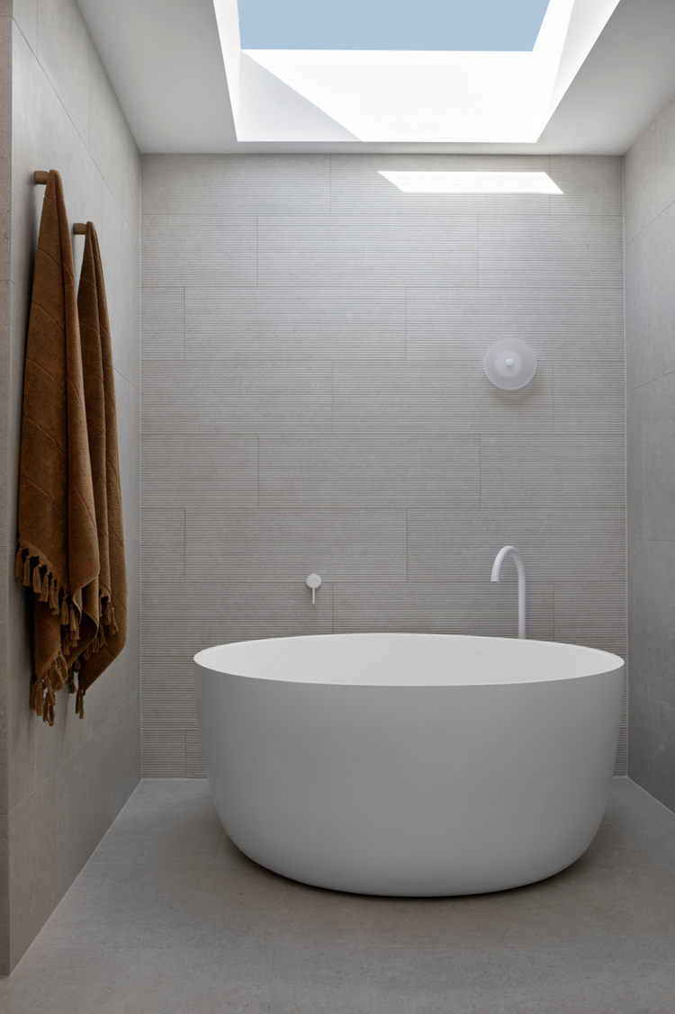 Scandi Ensuite Colour Scheme Design Guide Ensuite Bathroom Layout