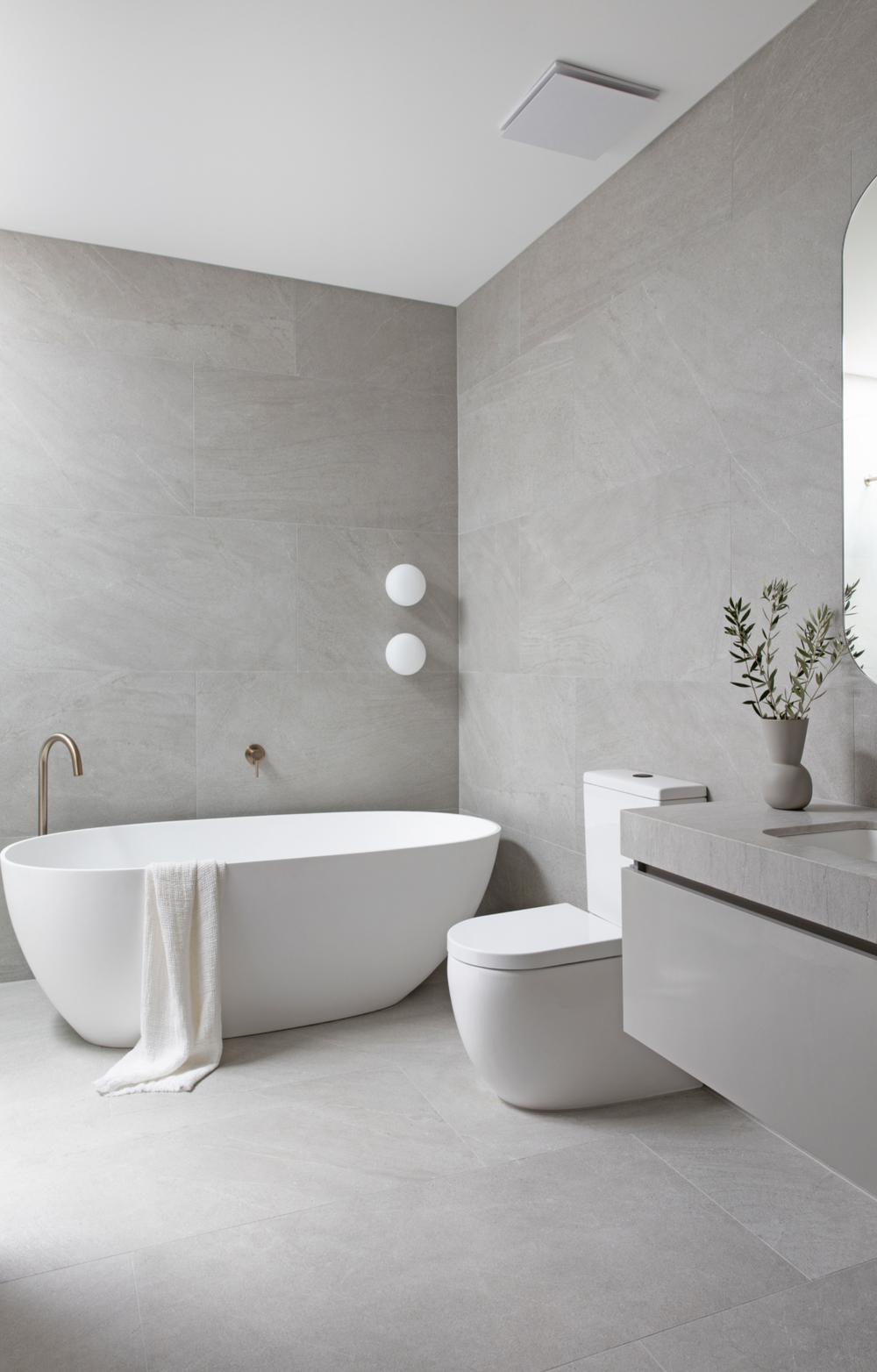 Contemporary Coastal Ensuite Plans and Colour Scheme Design Guide