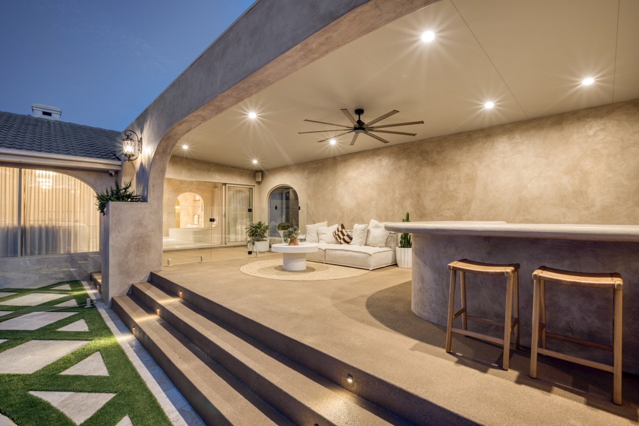 Venetian Plaster VS Microcement | What To Use Where | Top Tips — Zephyr ...