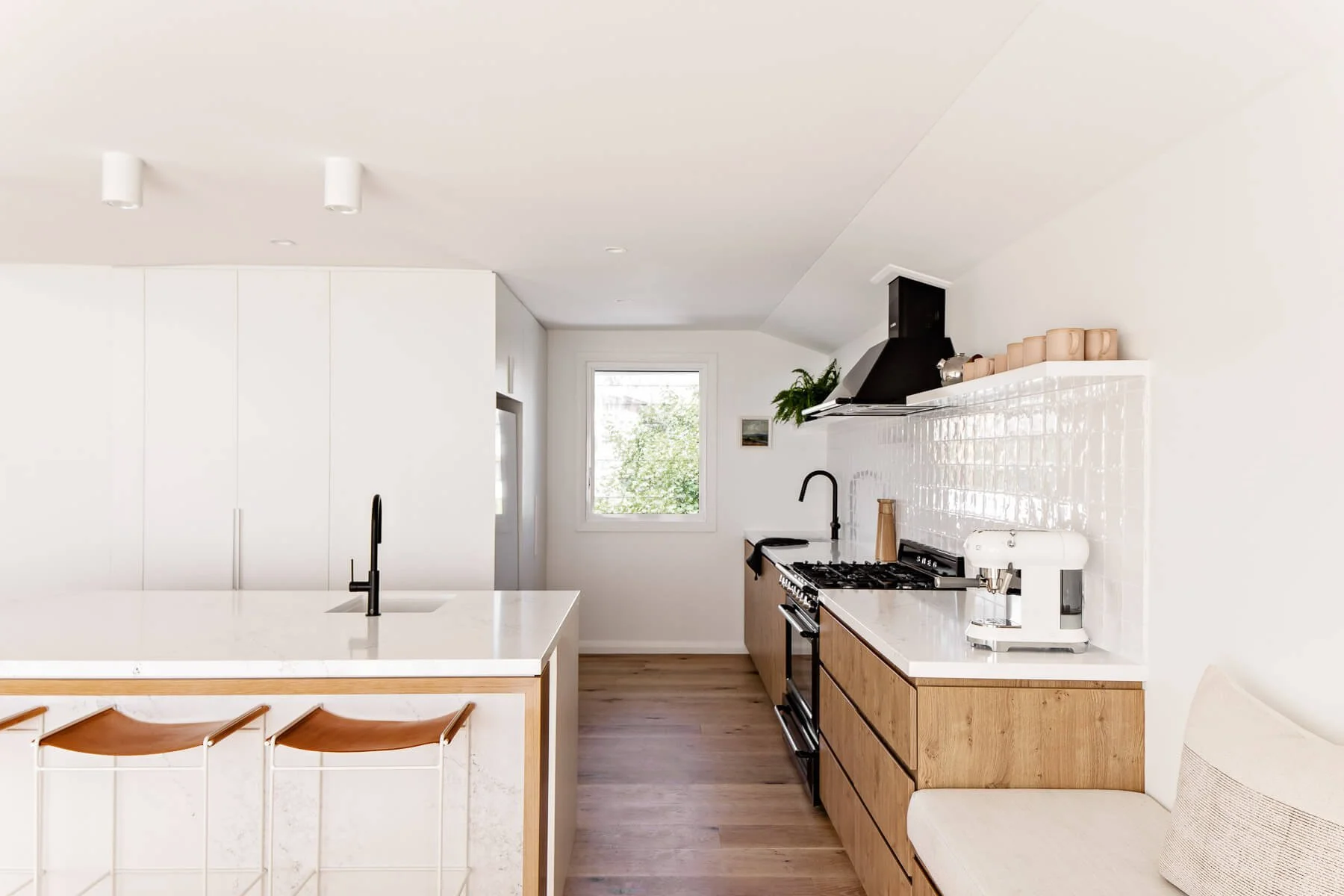 5 Do's And Don't For Airbnb Design Success | Tips + Tricks — Zephyr + Stone