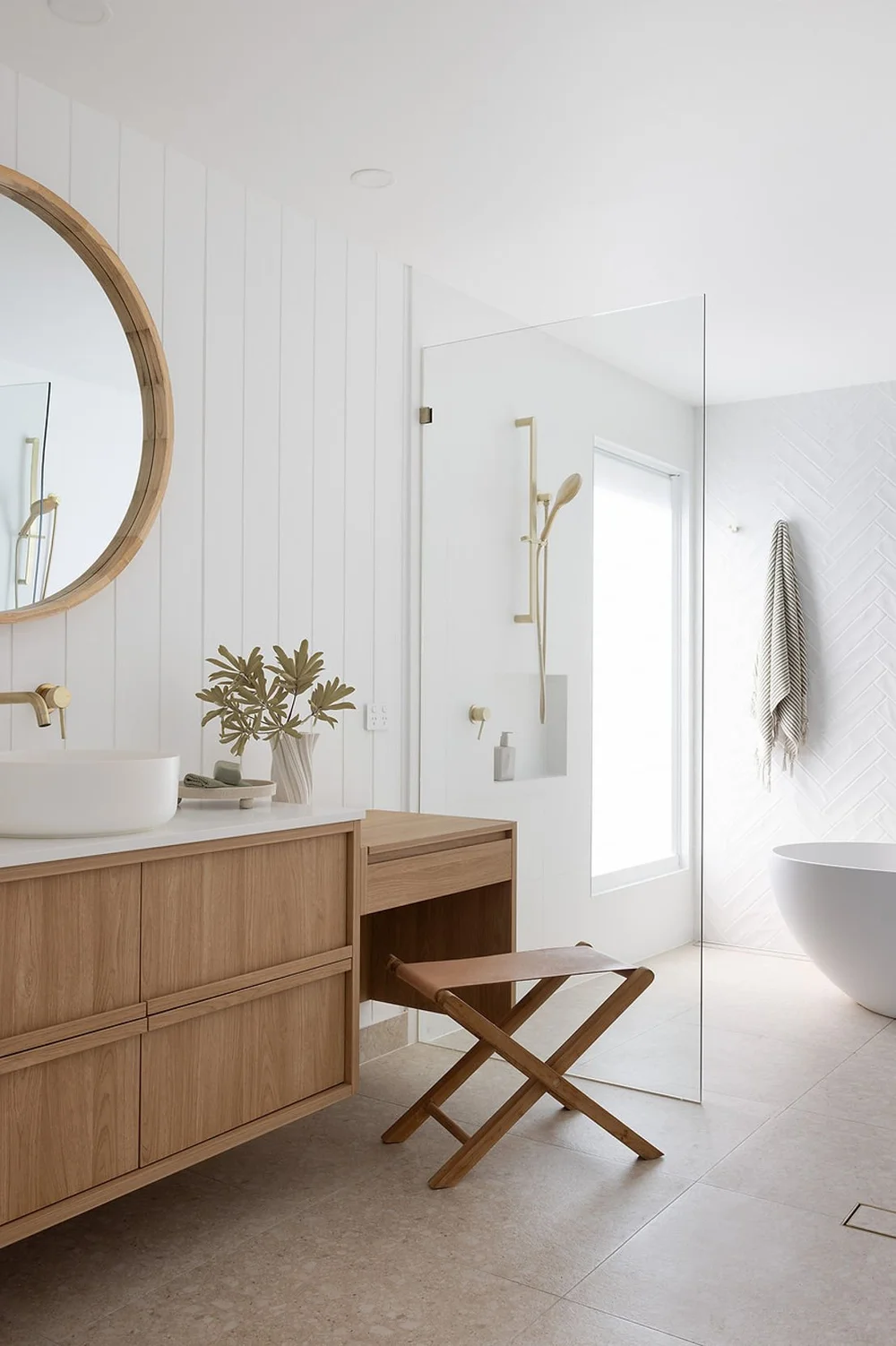 Do’s and Don’ts Of Ensuite Bathroom Design — Zephyr + Stone