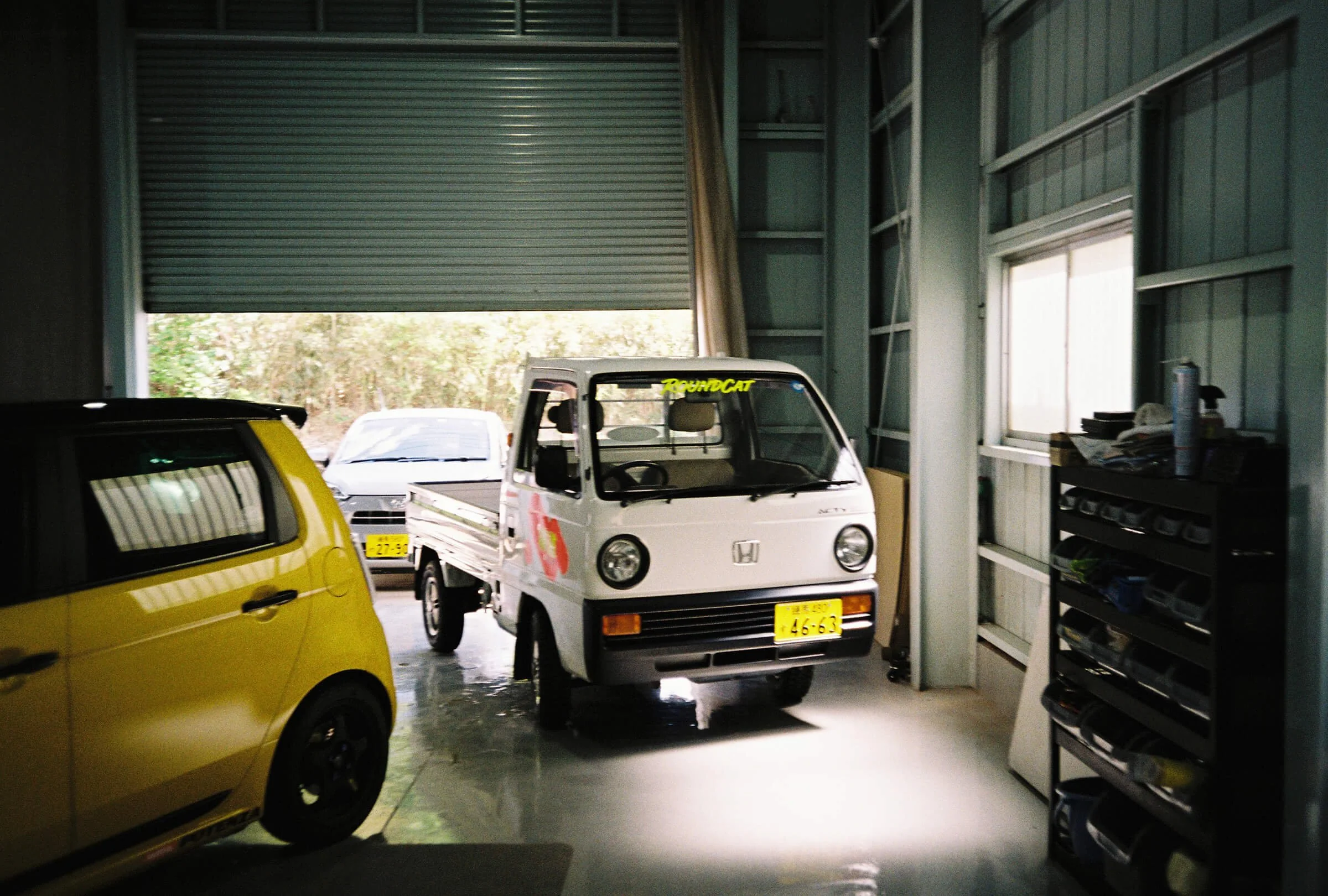 Honda Acty workshop door RoundCat Rally.jpg