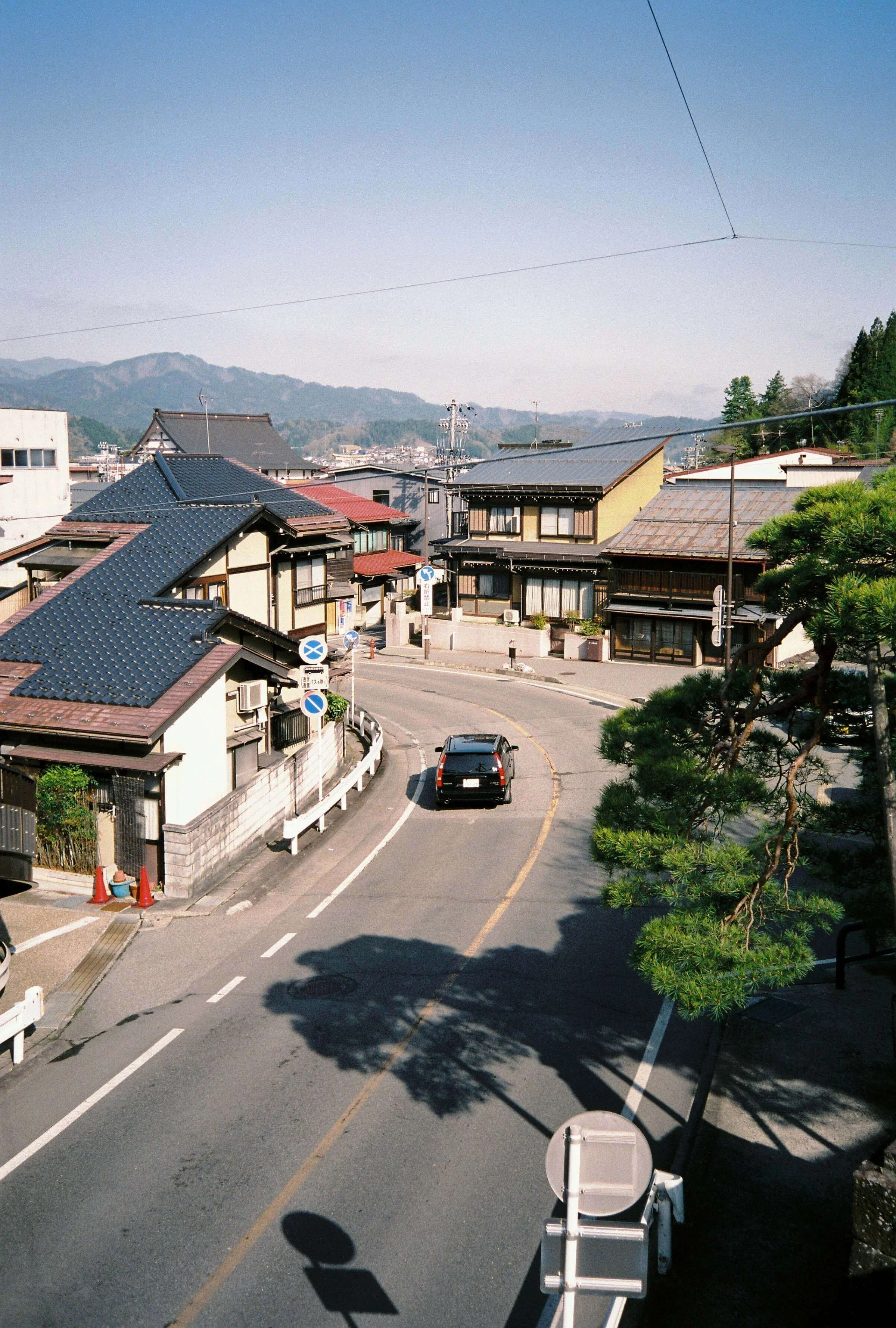 Takayama golden hour Japan 9 RoundCat Rally.jpg