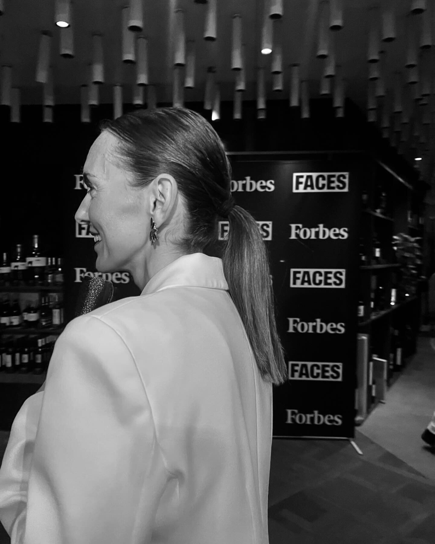 +++ MY AIM WAS NETWORKING, SO I WENT UNACCOMPANIED +++ 

#gosolo #ifyouwanttogofastgoalone #networkingevent #networkstudio
