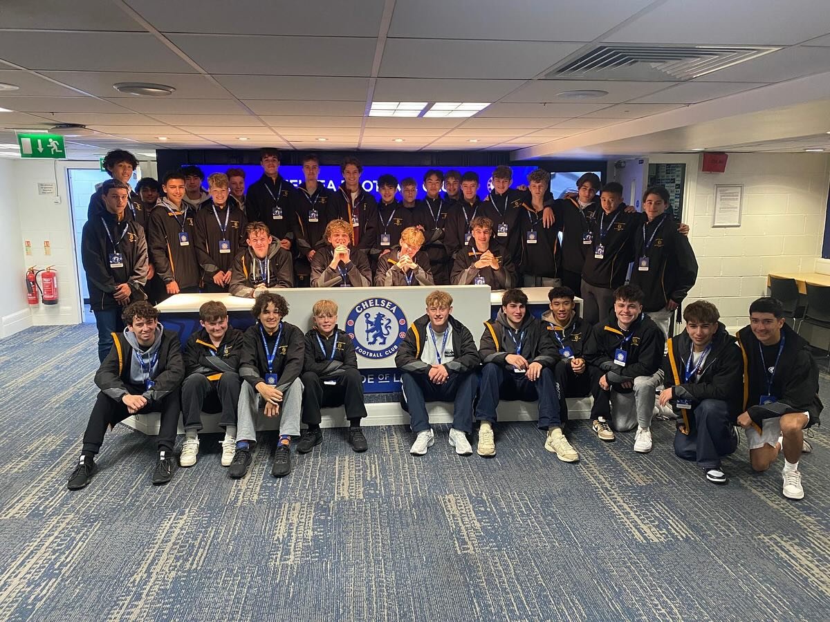🇦🇺⚽️ Wrapping up an incredible journey: The Australia team concludes their two-week English football tour with unforgettable experiences! From intensive training sessions with top clubs like Spurs, West Ham, Wolves, Blackburn Rovers, Fulham and mor