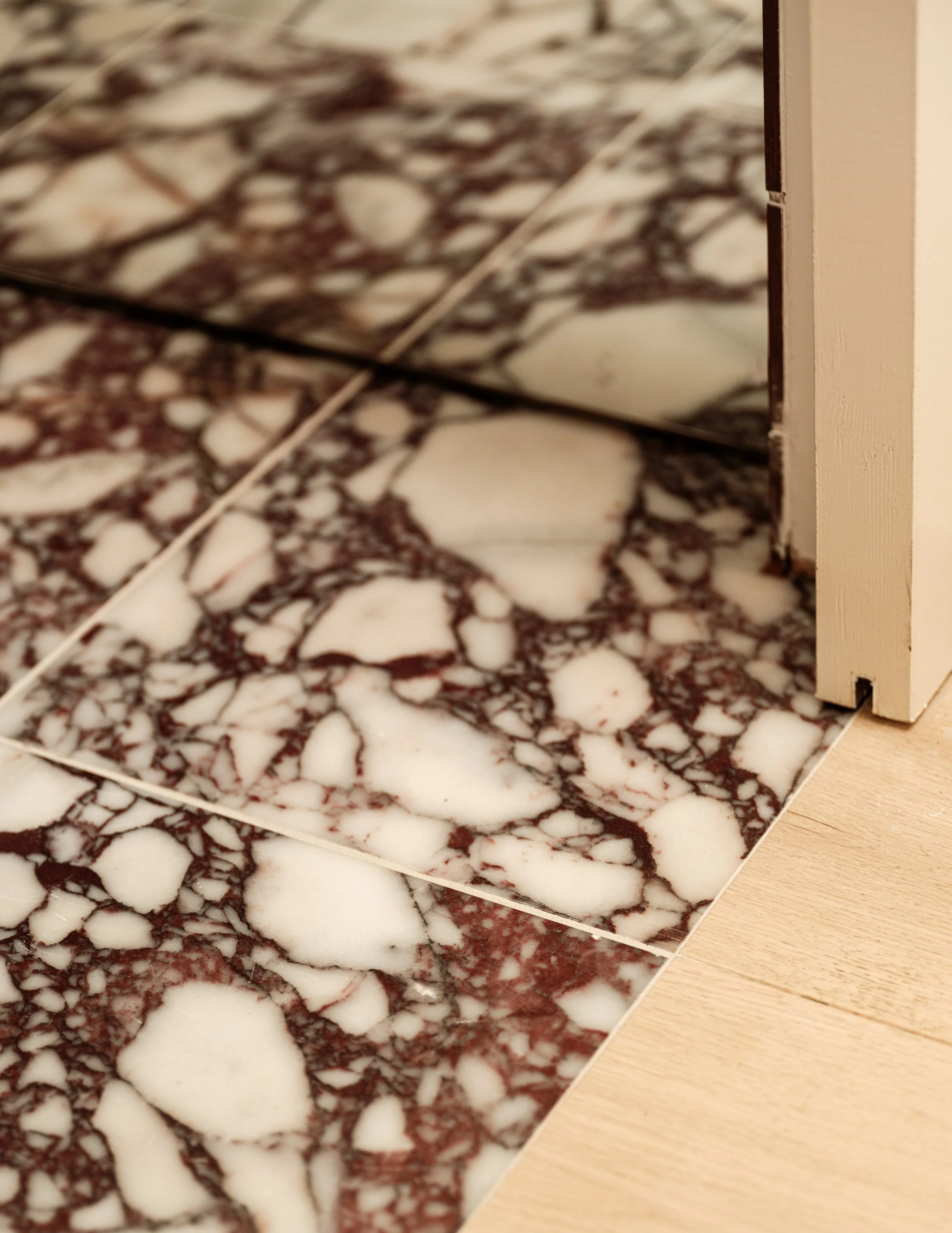 08/25 Harcourt Road detail