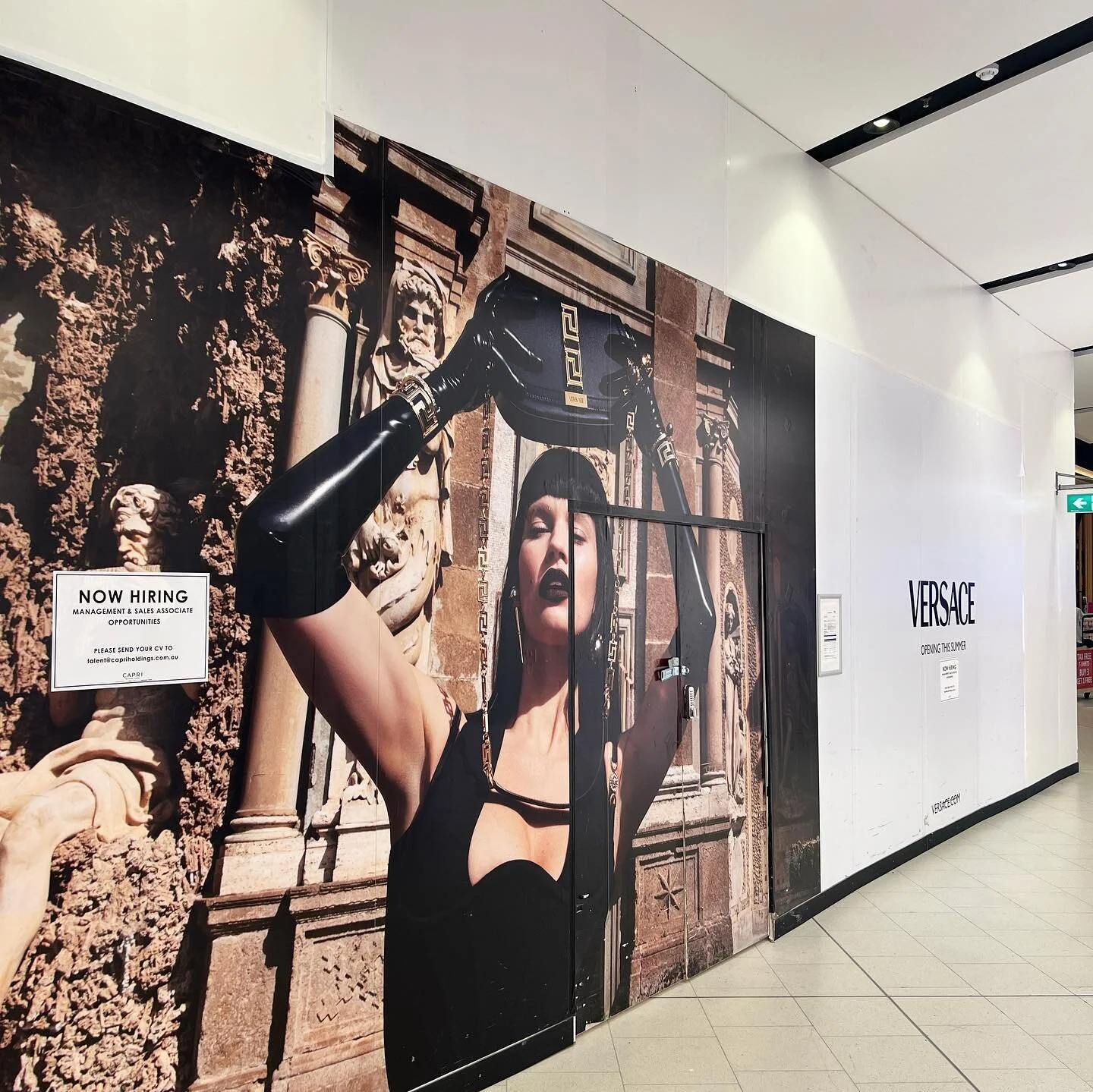 A few photos from our recently completed project. All internals caulked at the newly fitted out Versace store at Sydney International Airport.

Have a project that needs internal or external silicone work completed? Give us a call on 0434 039 844 or 