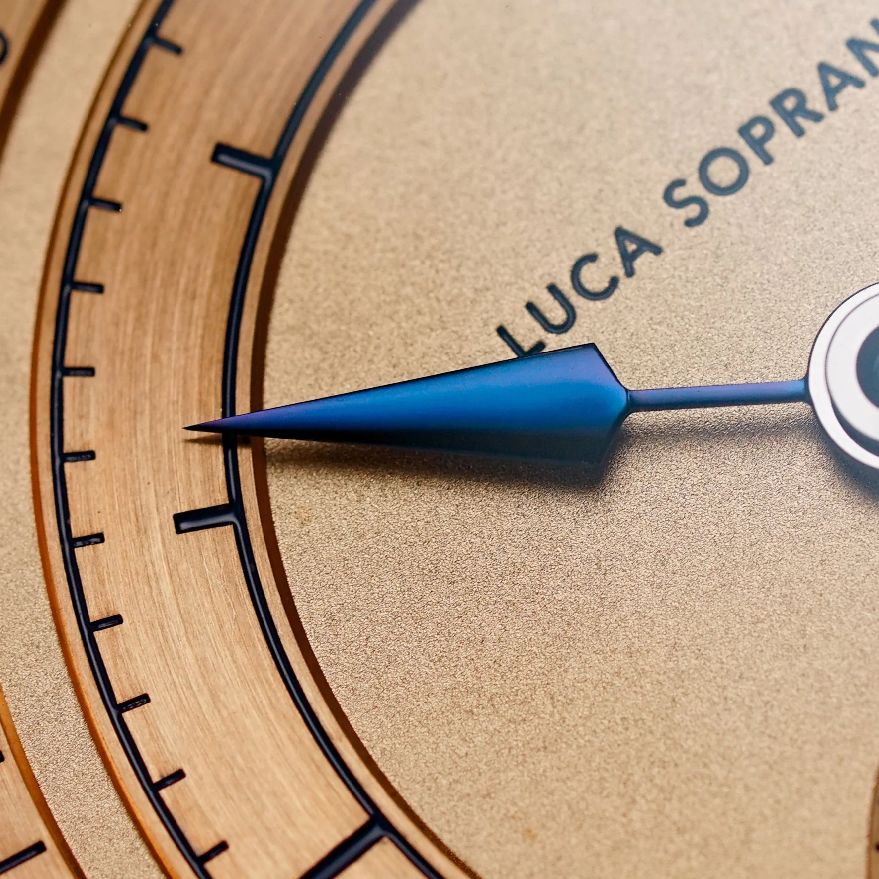 Time only sector dial by Luca Soprana
