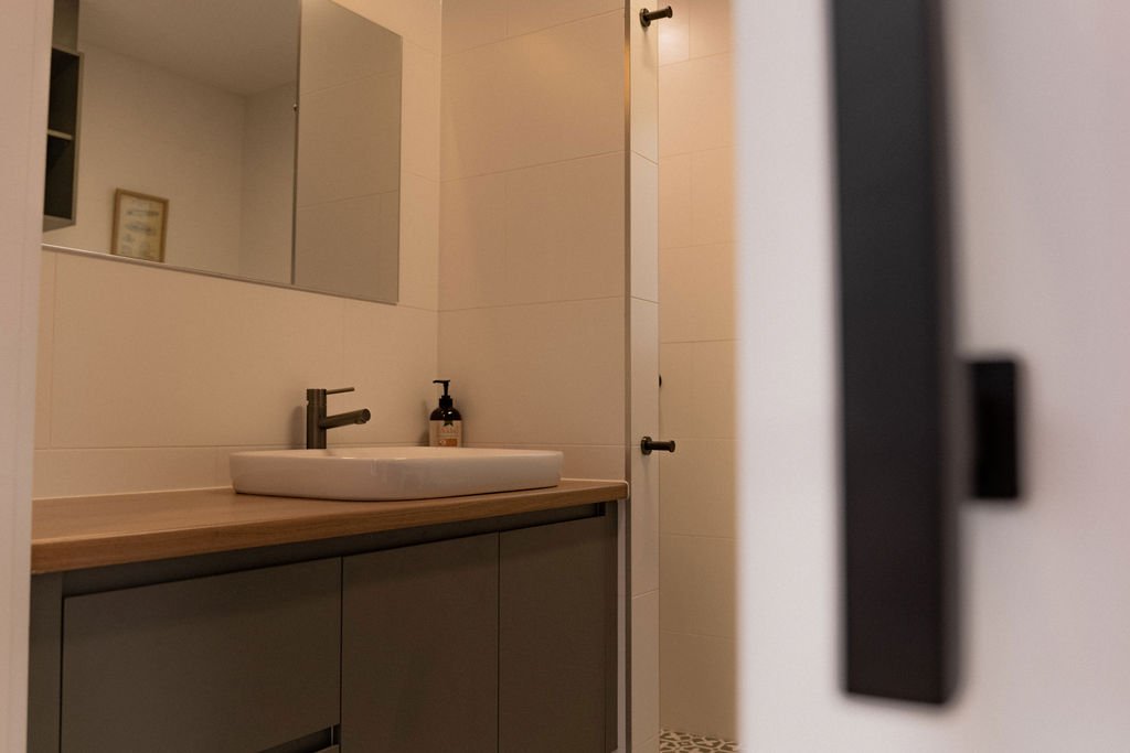 Bathroom1.jpeg