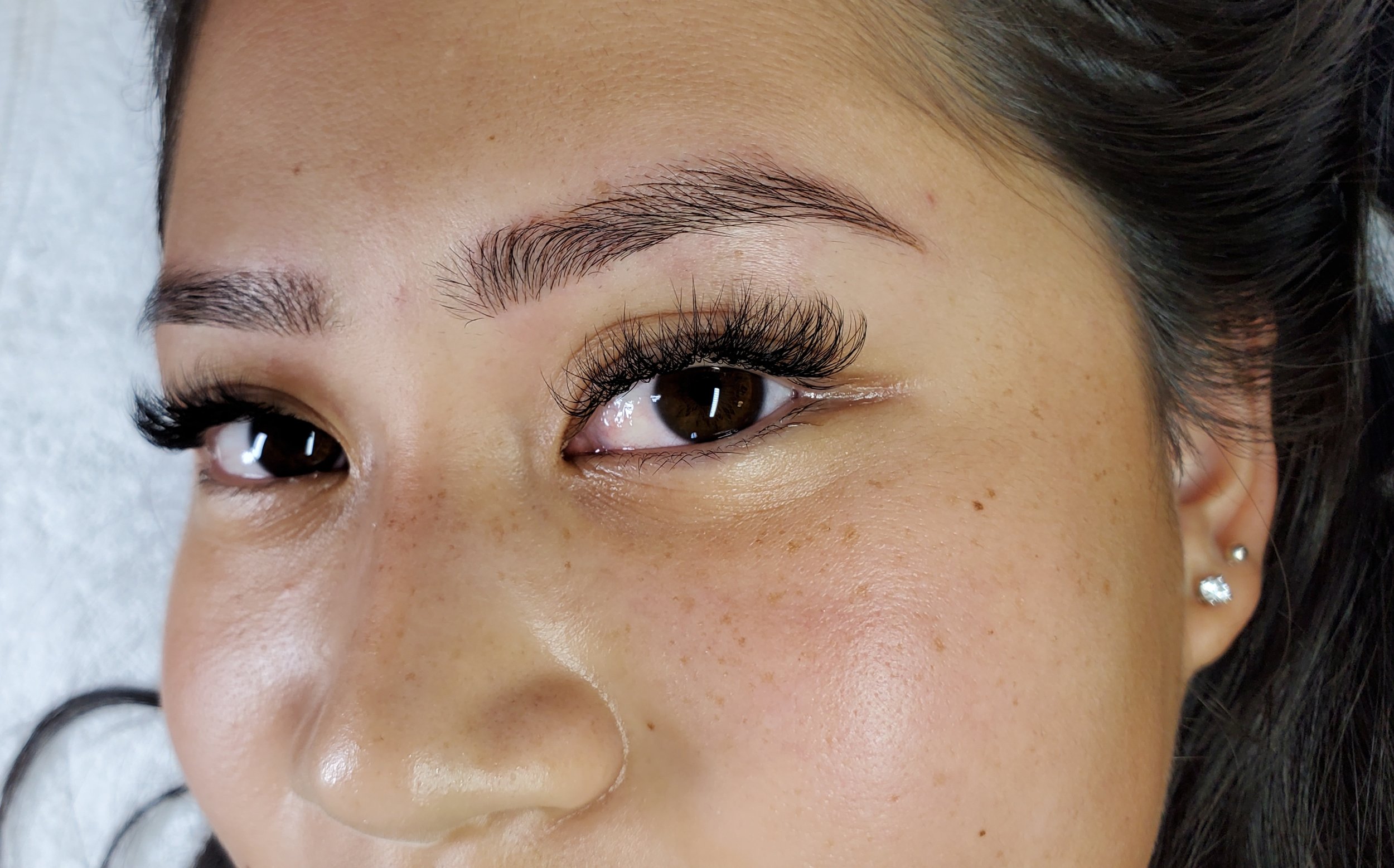 Subtle microbladed eyebrows + eyelash extensions