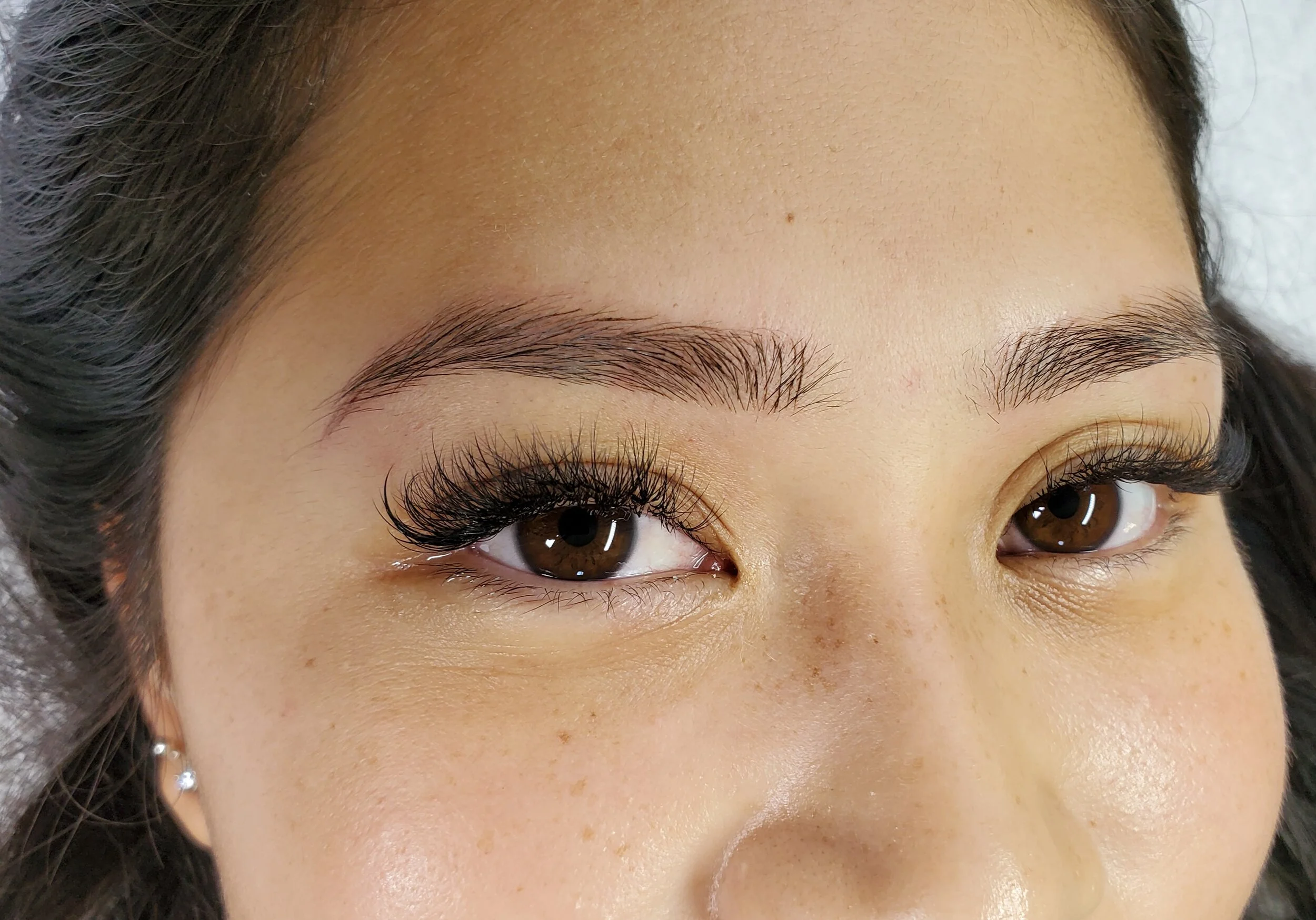 Subtle microbladed eyebrows + eyelash extensions