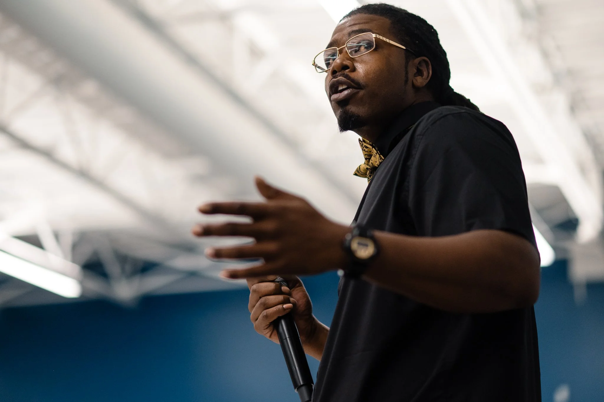 RISE Business Academy participant pitches his business.