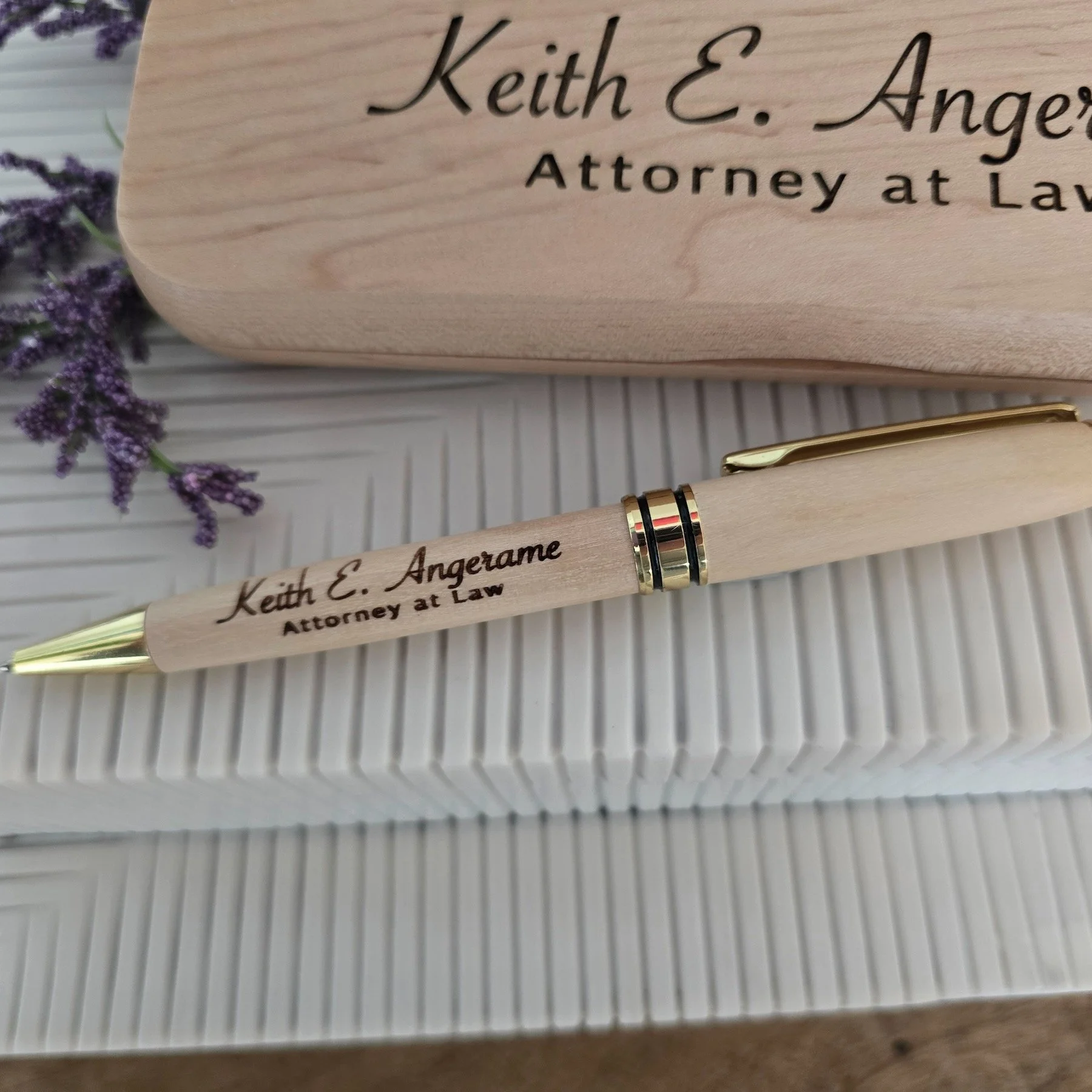custom-engraved-pen-set