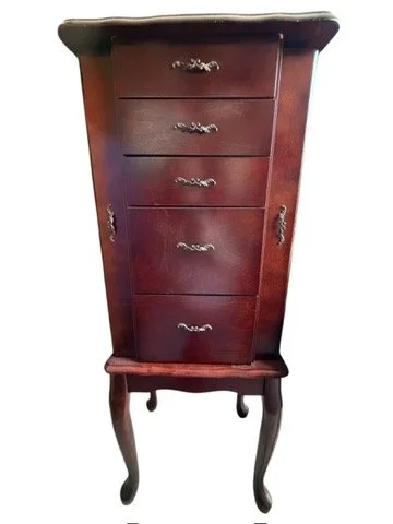 Dimensions: 15.5"w x 12.5"d x 40.5"h