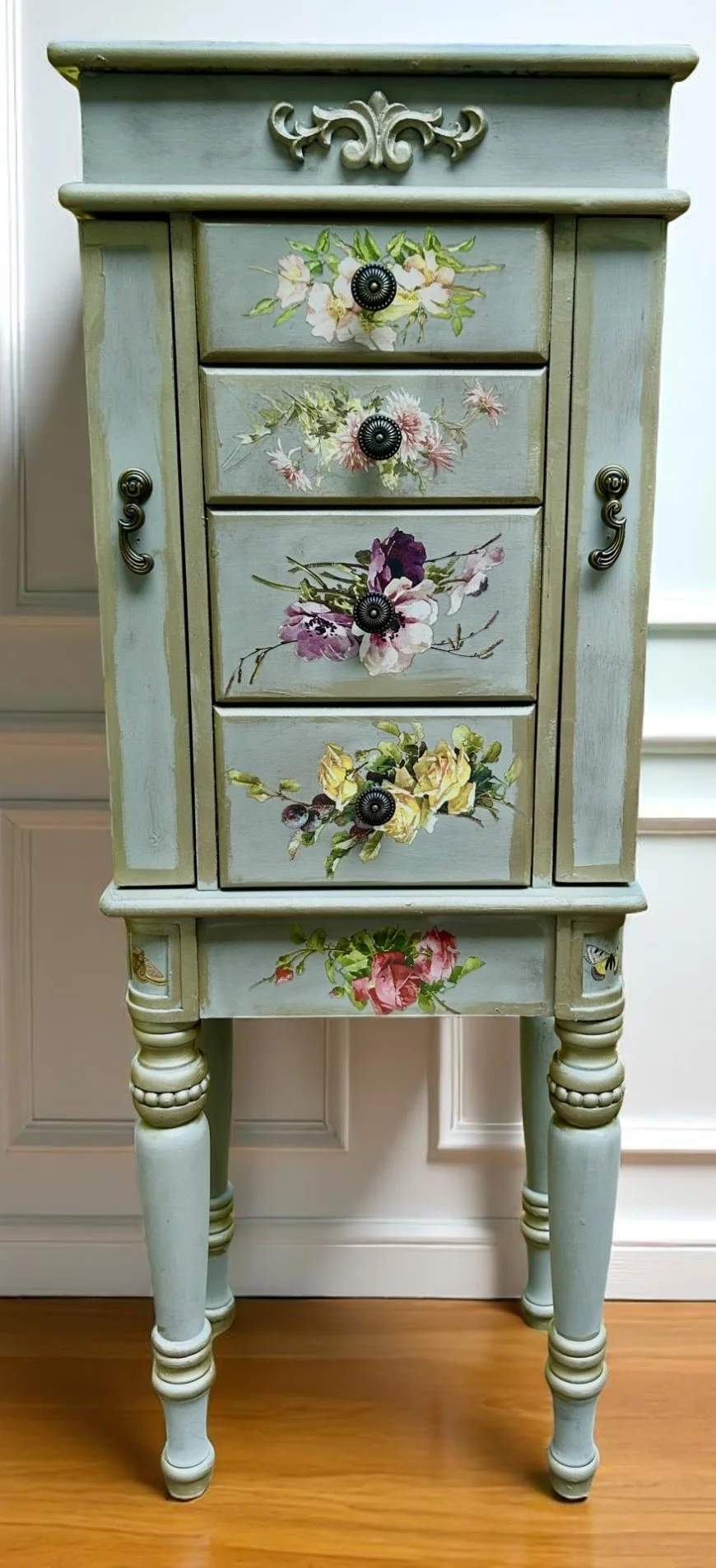 Dried Sage & Vintage Floral