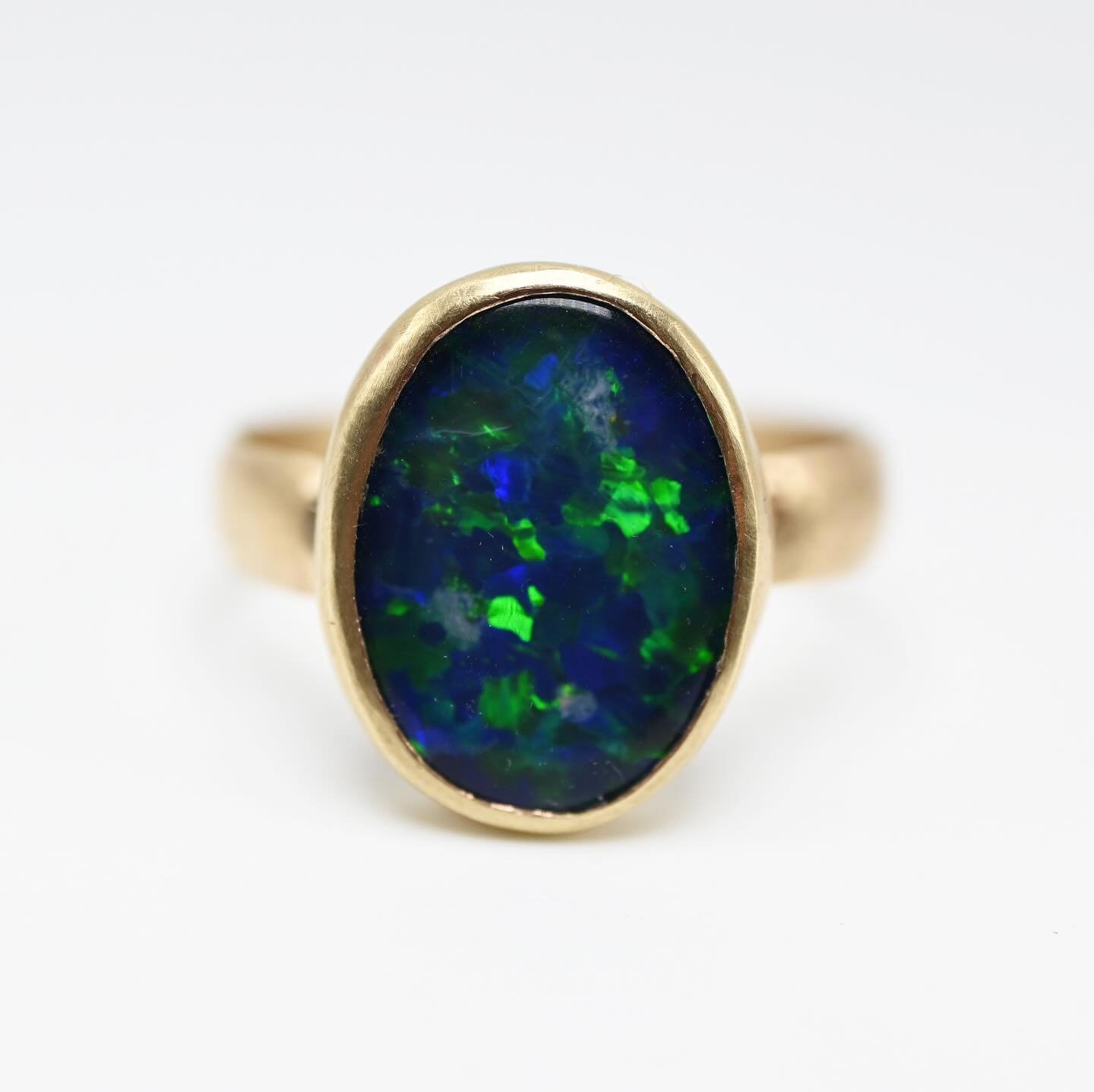 Custom Opal + 14k Yellow Gold Ring
💙
Throughout Lisa&rsquo;s life, her father has given her jewelry as gifts&hellip;some of it costume, some of it precious, all of it treasured. There was an opal pendant in the bunch that had special meaning to her,