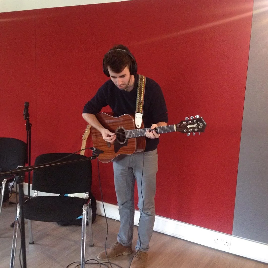 Beach House is coming along nicely with Se&aacute;n in the live room right now in @wavefieldrecordings .