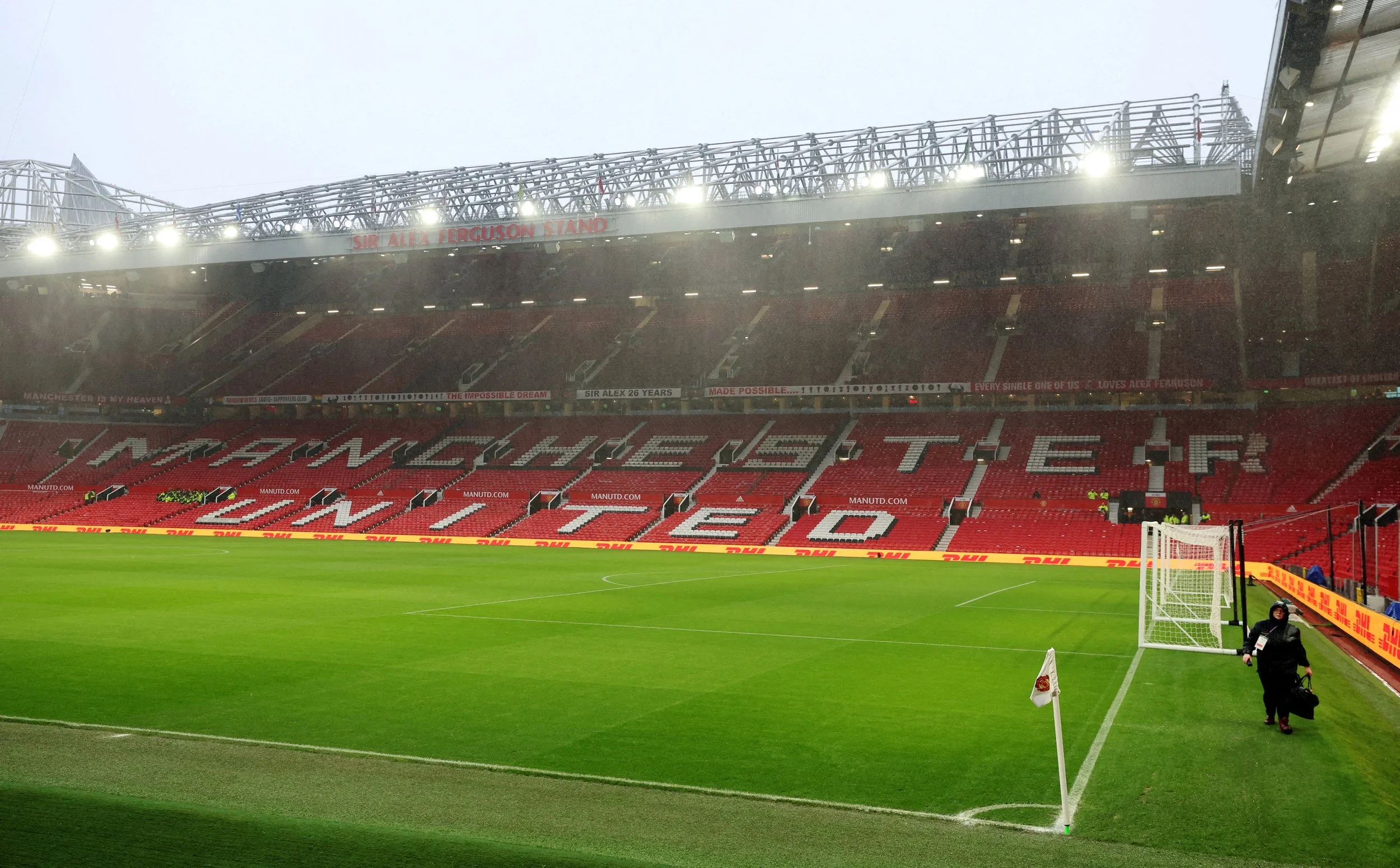 Manchester United's price tag may set 'landmark' for football