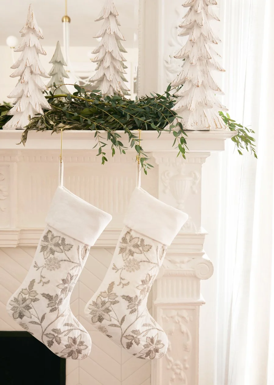 SFERRA-HOLIDAY-LIVING-ROOM-STOCKINGS-TWO-3847_v2.jpg