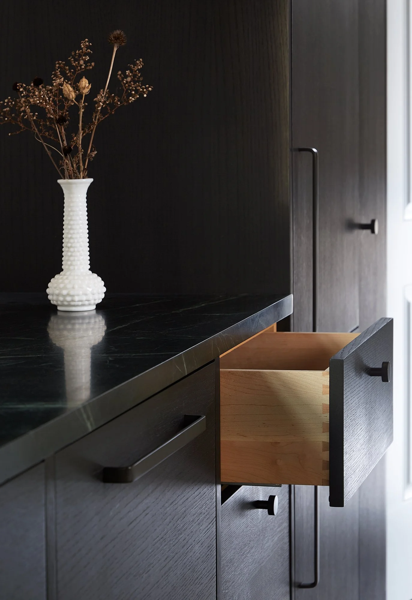 Lara-Kitchen-317-v1-print.jpg
