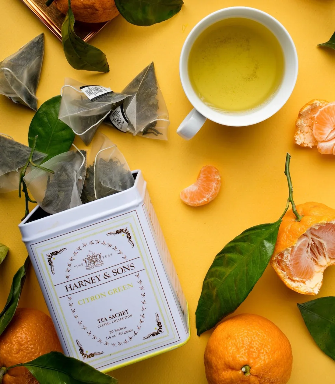 Citron_Green_Classic_Tin_of_20_Sachets_Mood.webp