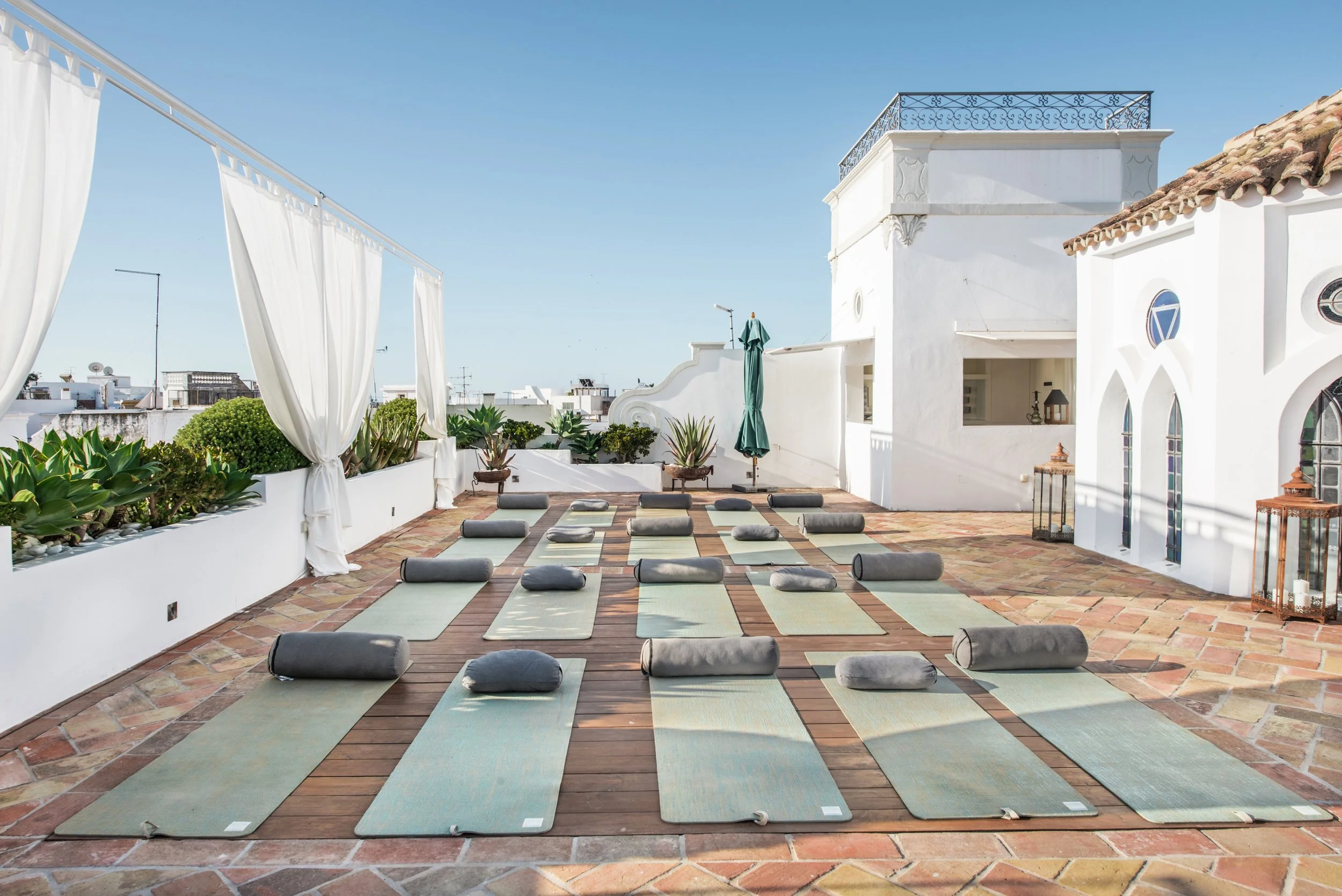 Yoga deck - Casa Fuzetta (19).jpg