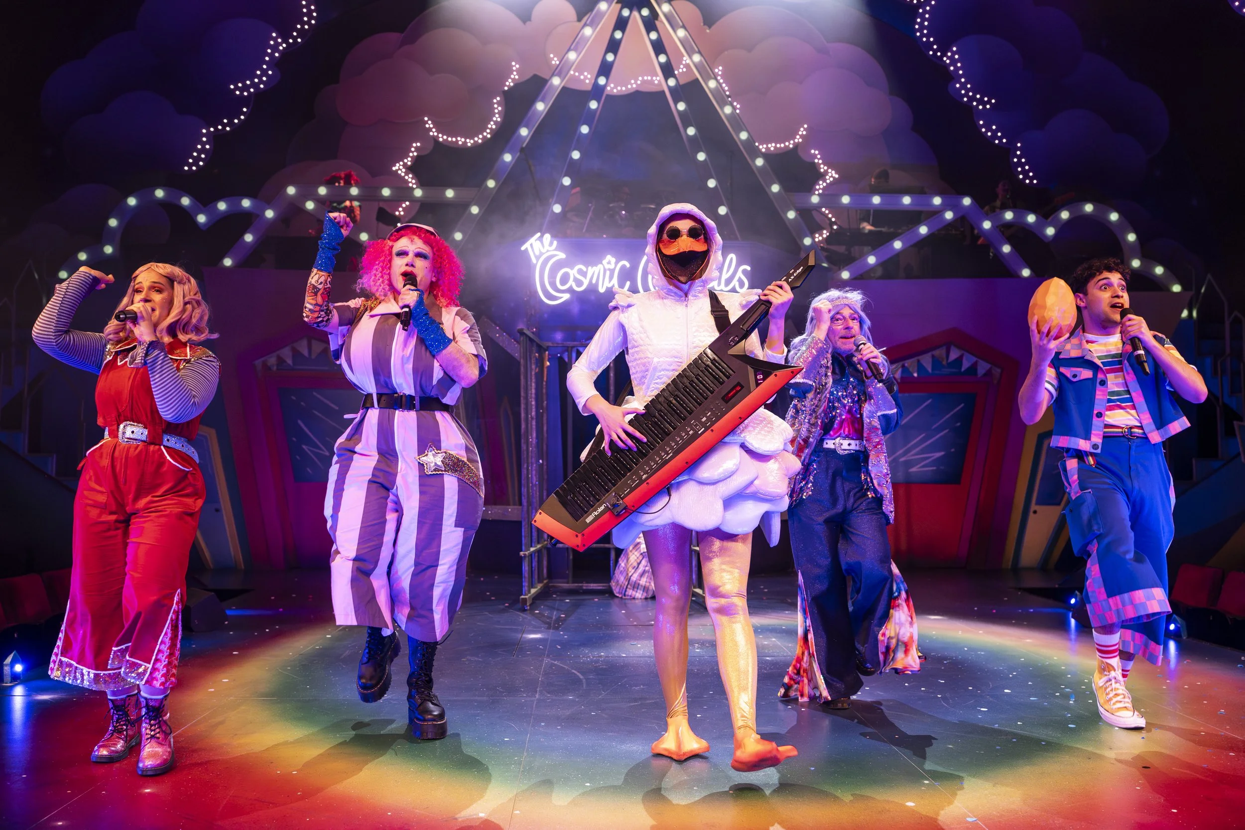 JATB Rock 'n' Roll panto cast_Photo©EllieKurttz_303_HighRes.JPG