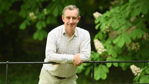 Robert Rous Profile Photo.jpg