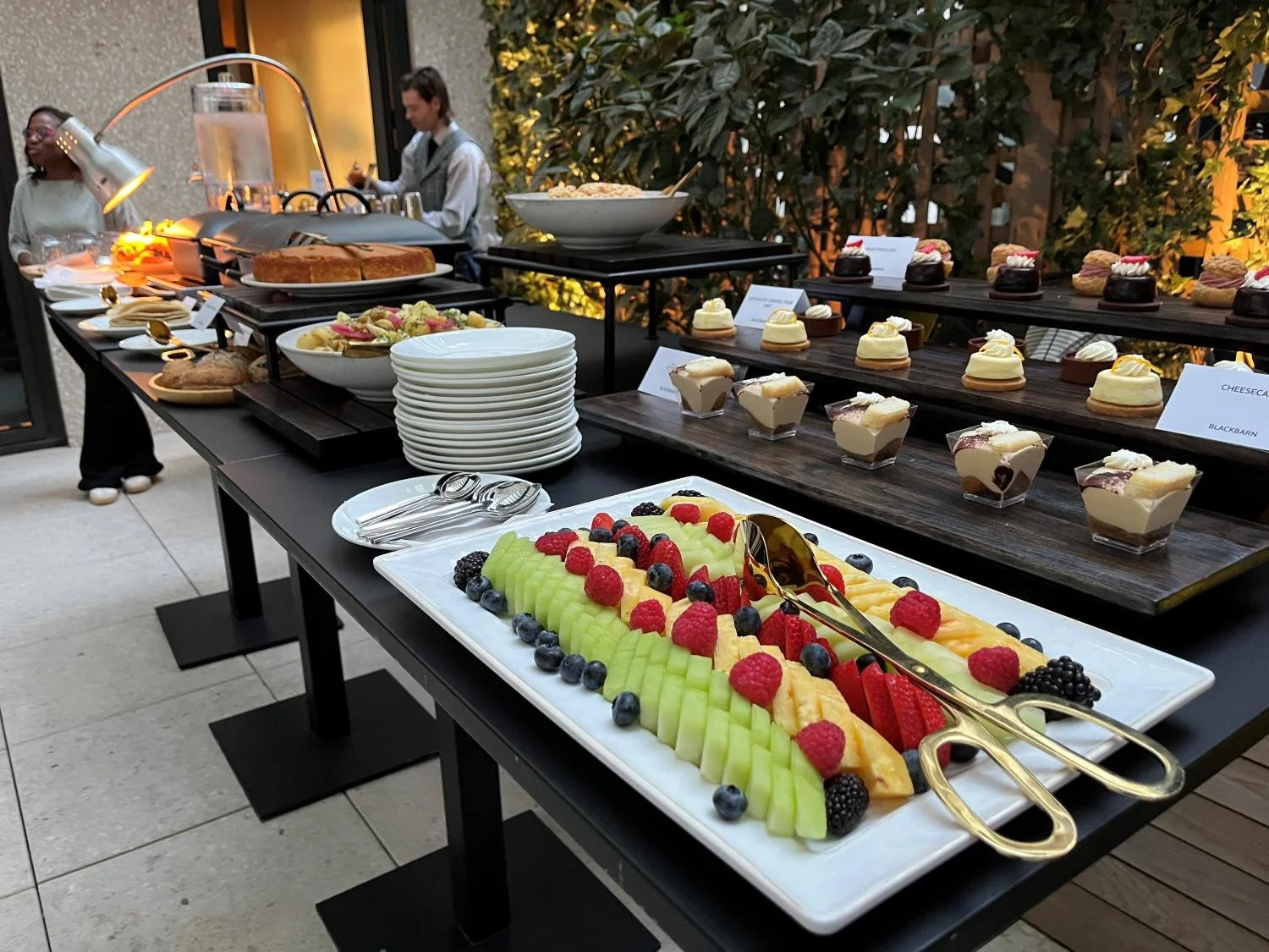 What to Include in Your Corporate Catering Menu