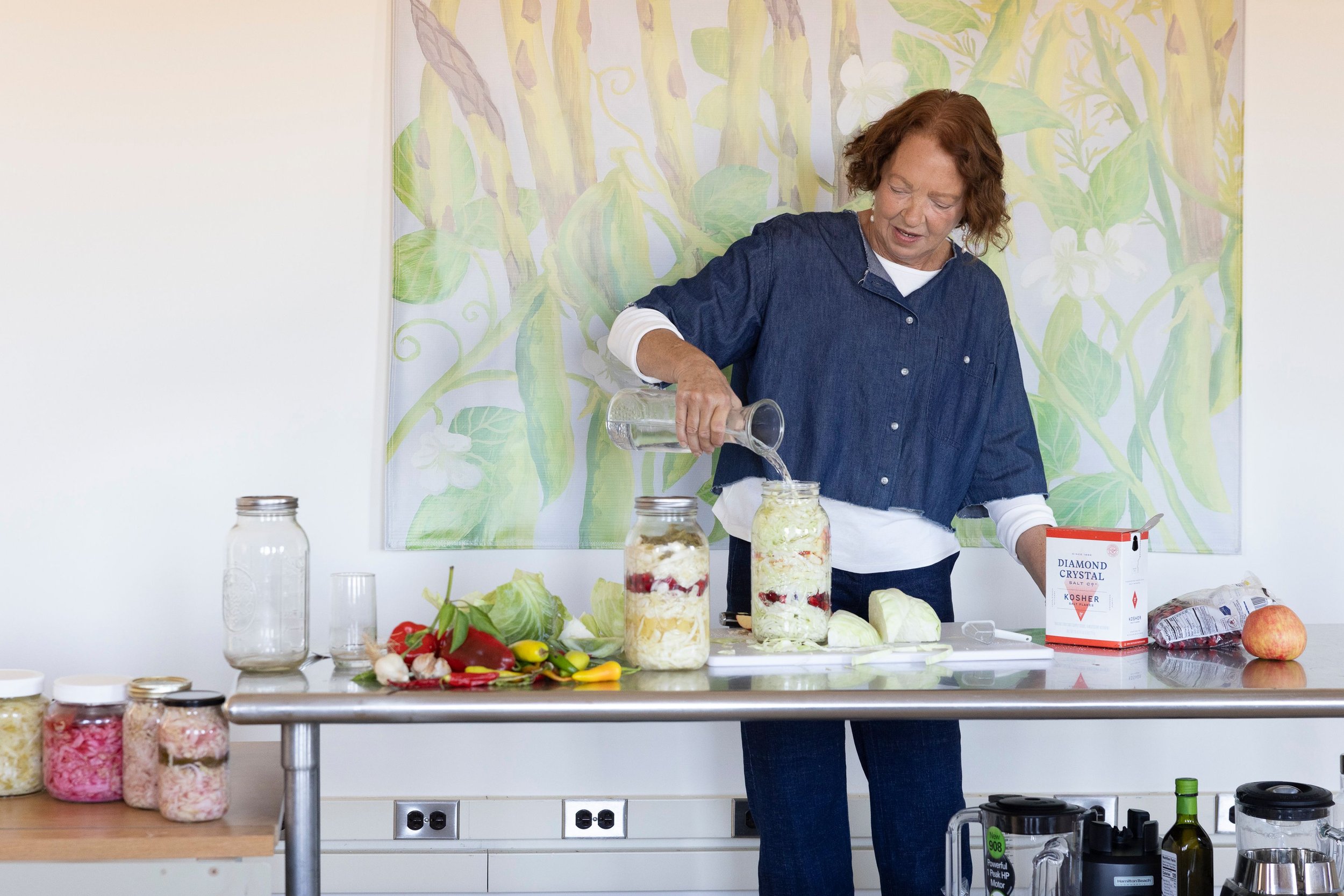 WELLNESS MONDAY: 10 Minutes to Better Health with NADIA ERNESTUS
