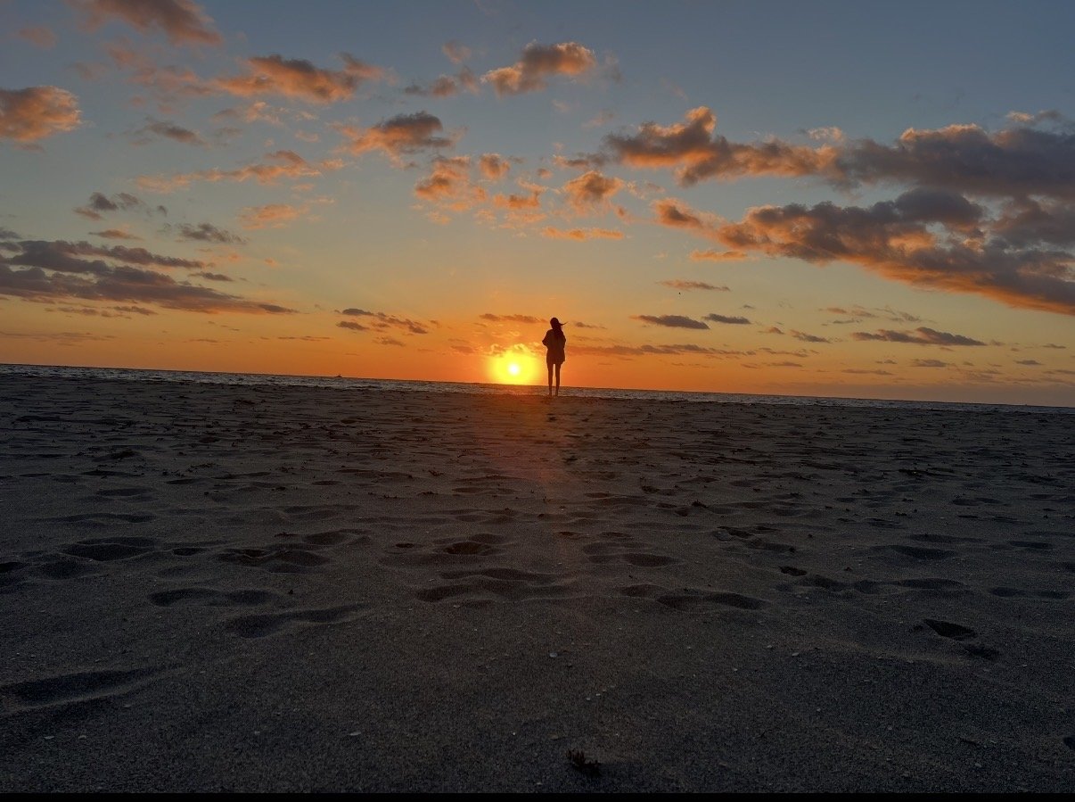 WELLNESS MONDAY: Grounding in Gratitude with JESSIE KENNY